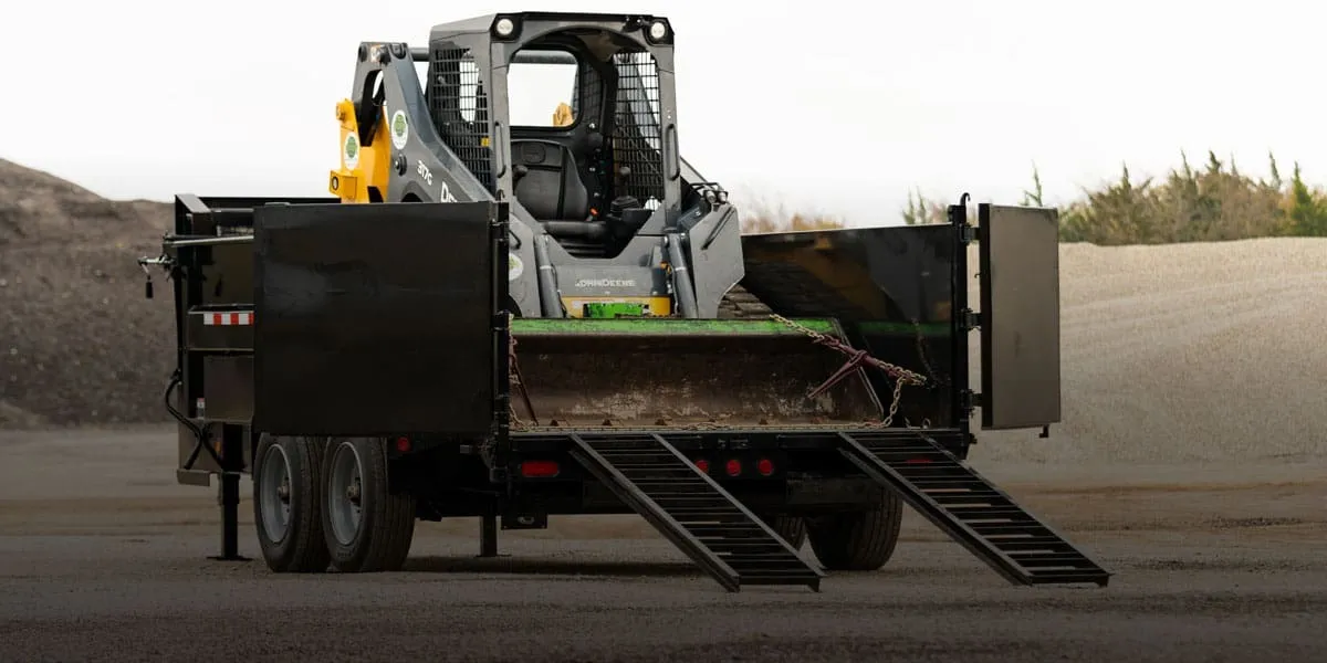 Skid Steer with dump trailer