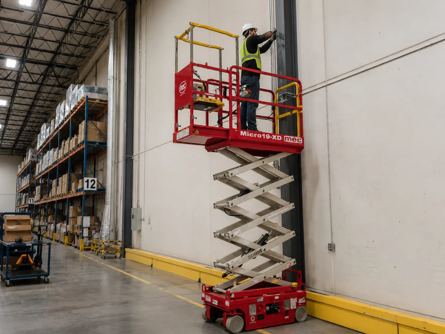 24' Scissor lift