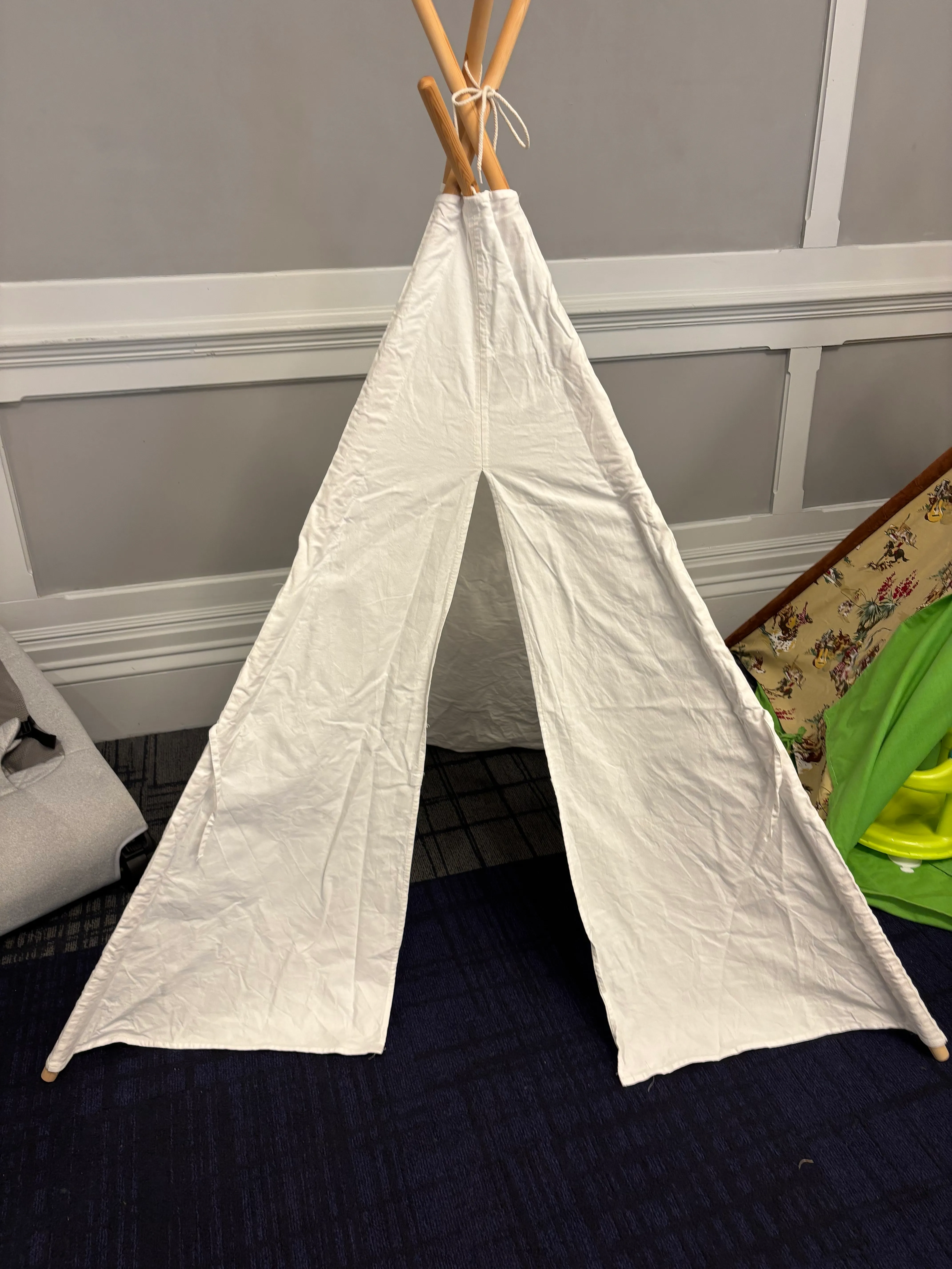 White Children's Teepee