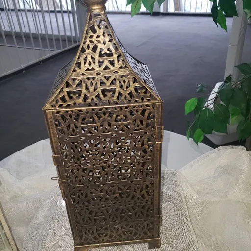 Gold and Brown Lace Lantern