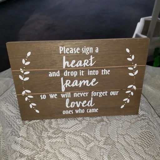 Wood pick a heart sign