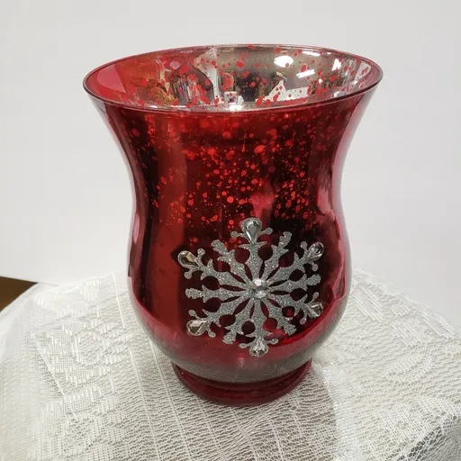 Vases Red Speckled with Silver Snowflake