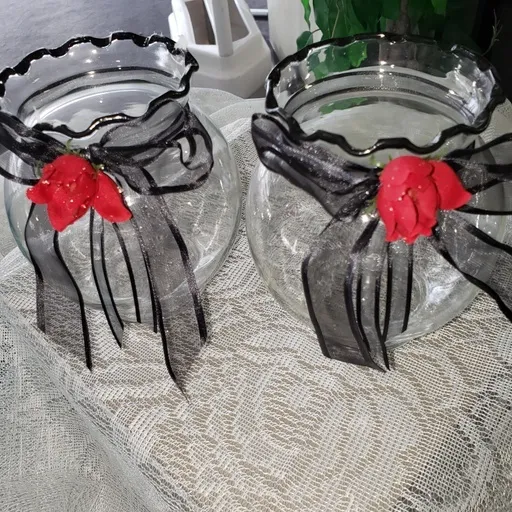 Clear Fishbowls with Red and Black Decor