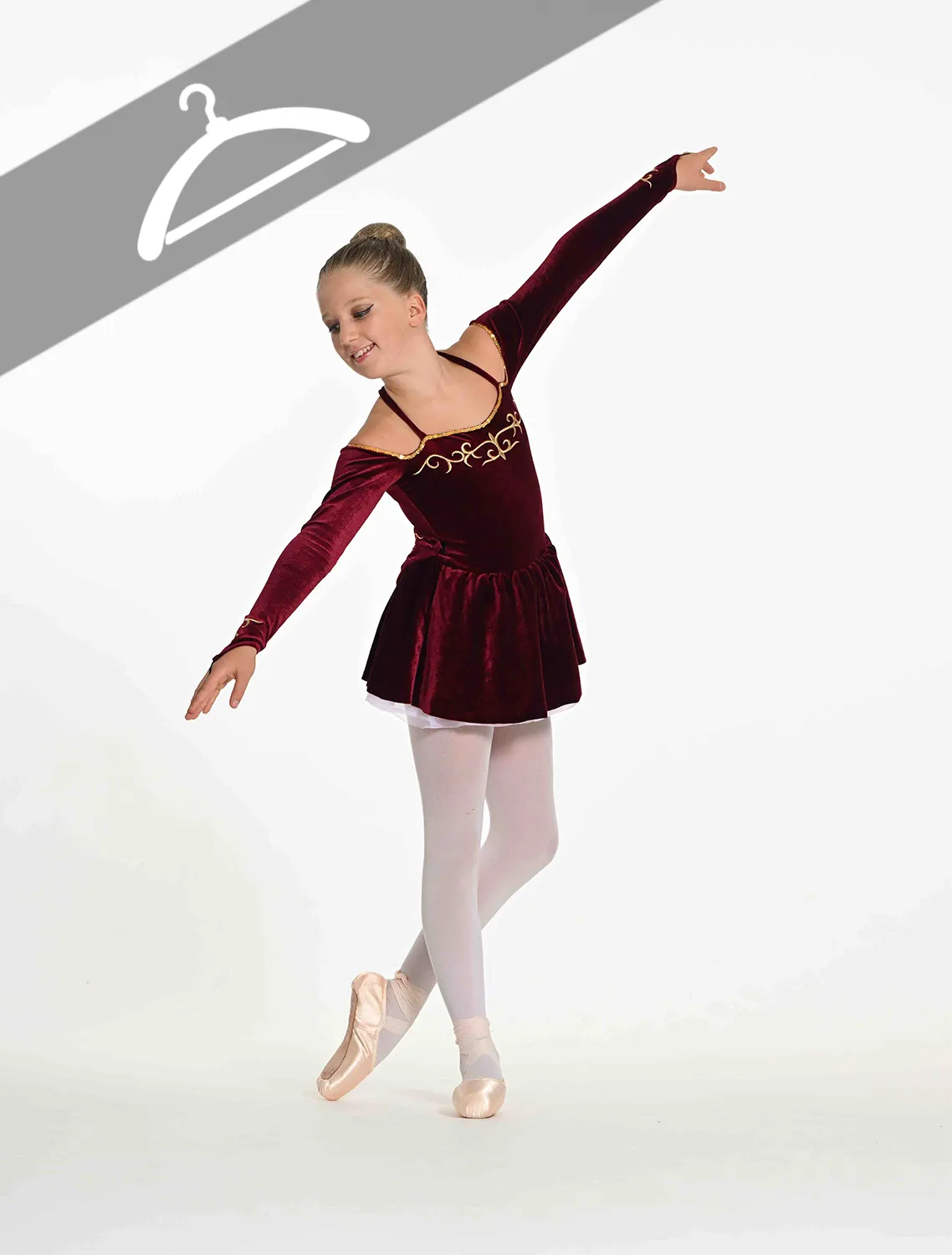 Robe Courte Bordeaux et Or - Essayage