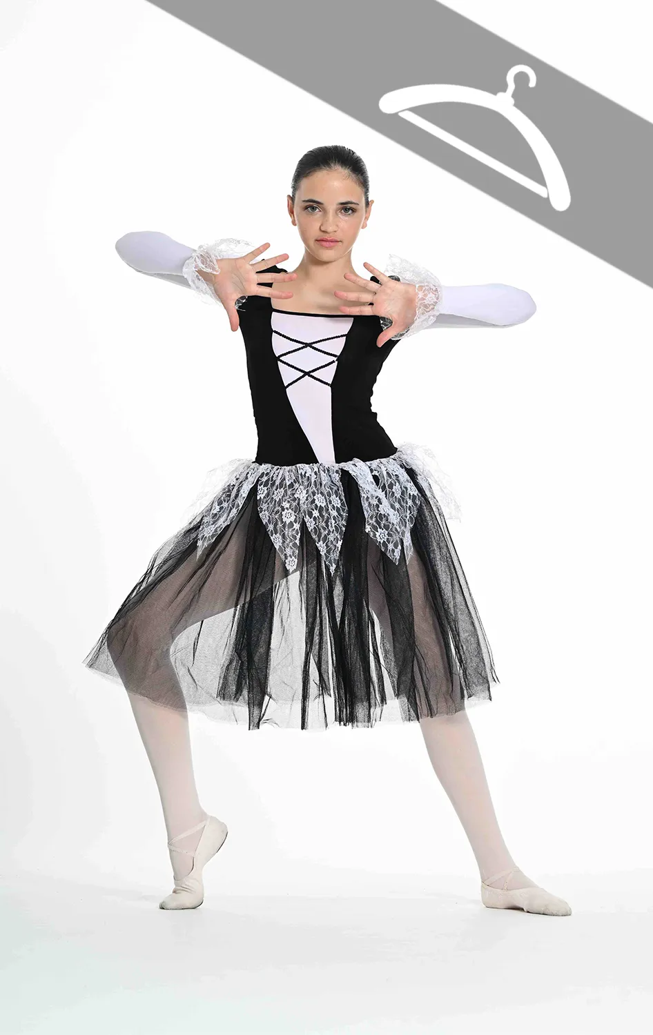 Tutu Noir et Blanc « Pirates » - Essayage