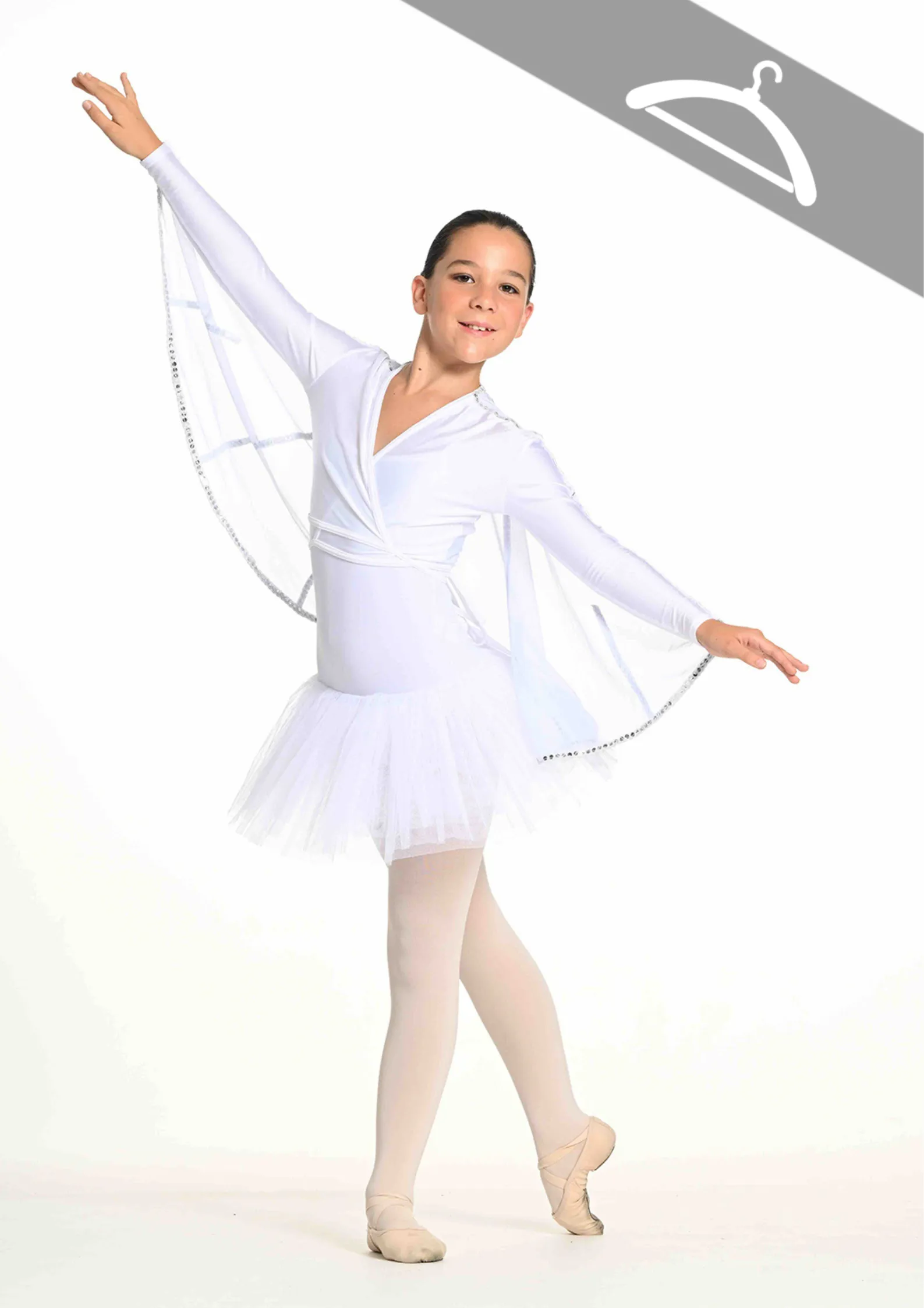 Cache-Coeur Blanc à Volant - Essayage