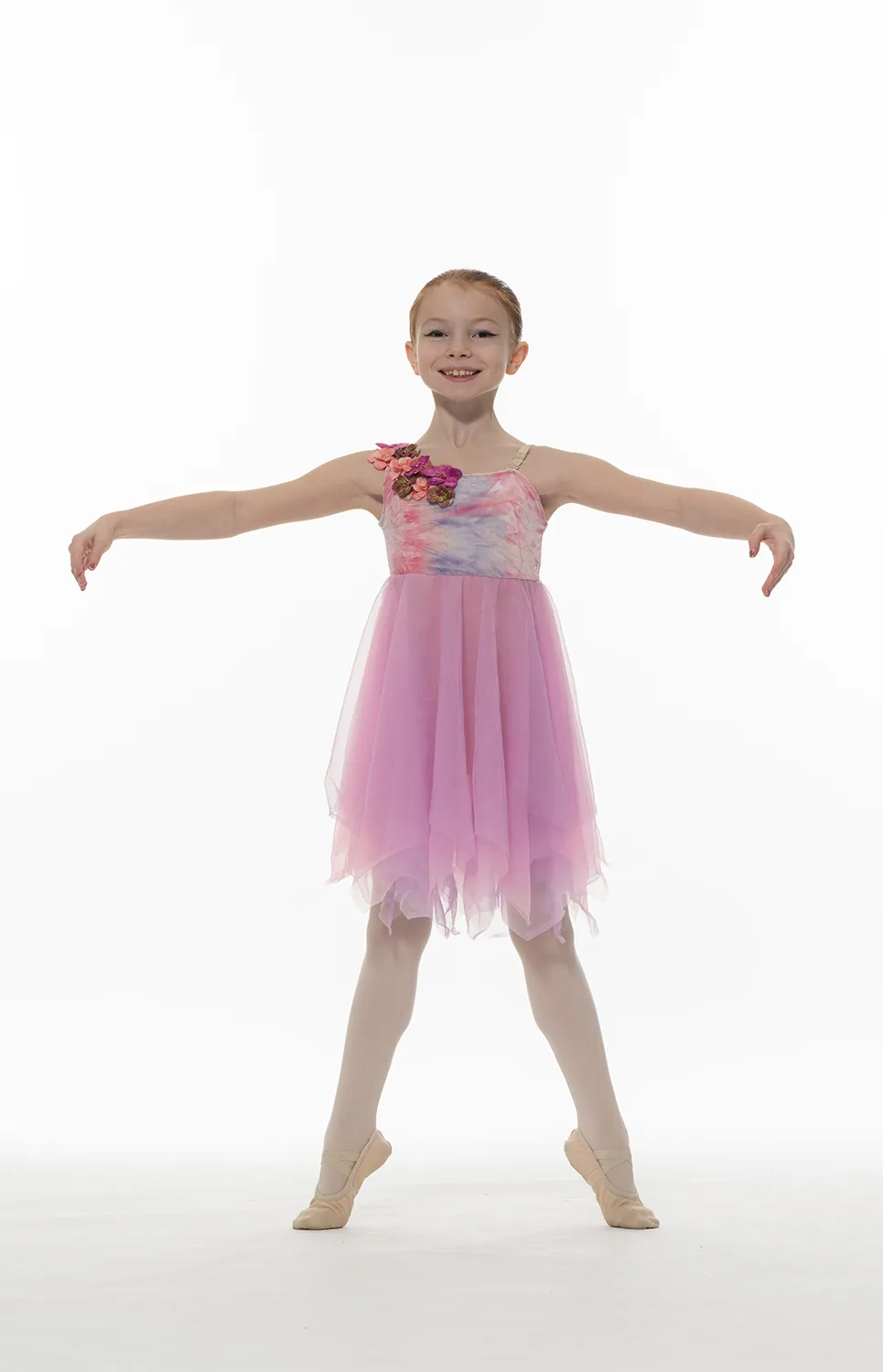 Robe en voile rose clair bretelle fleurs réf : PORT