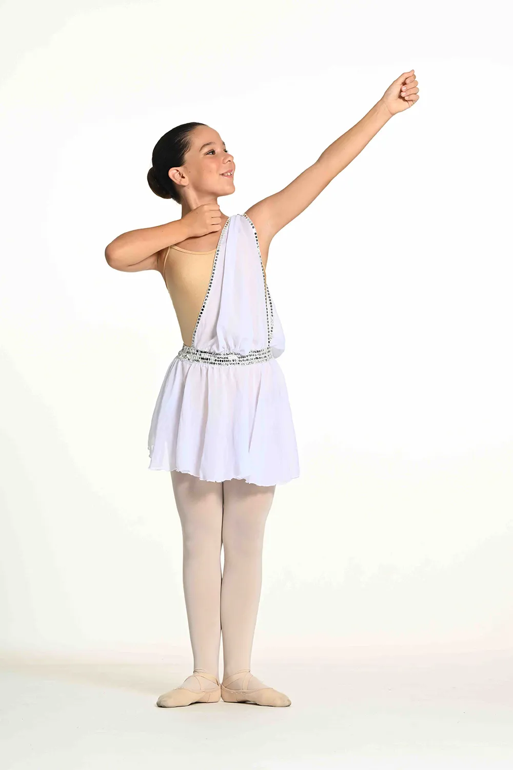 Robe Asymétrique Blanche et Argent et Justaucorps Chair style « Cupidon »