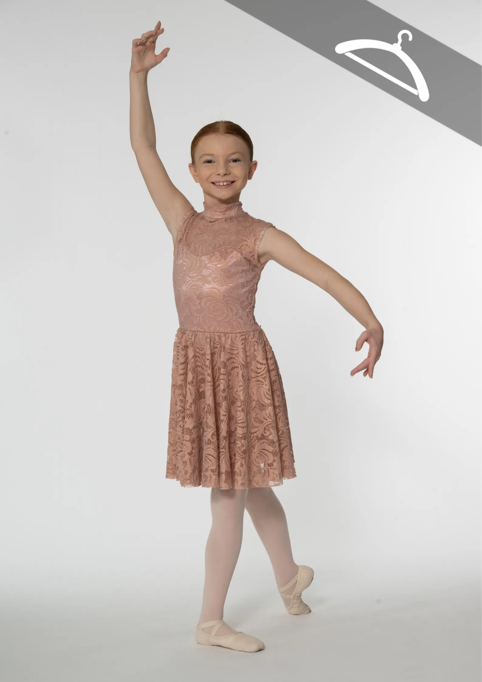  Robe enfant bois de rose dentelle réf : PORT - Essayage