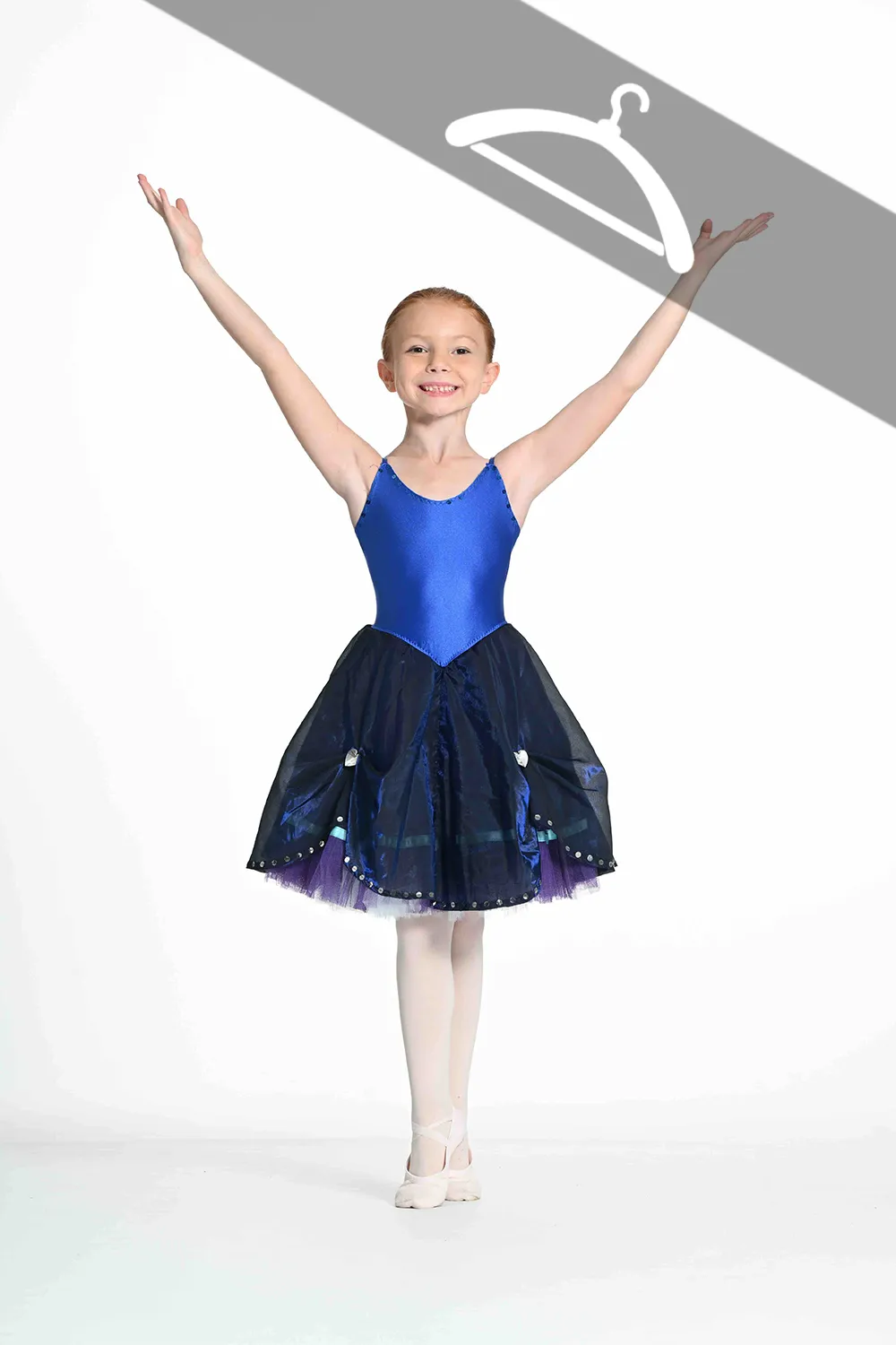 Tutu Bleu avec Petits Coeurs Argentés - Essayage