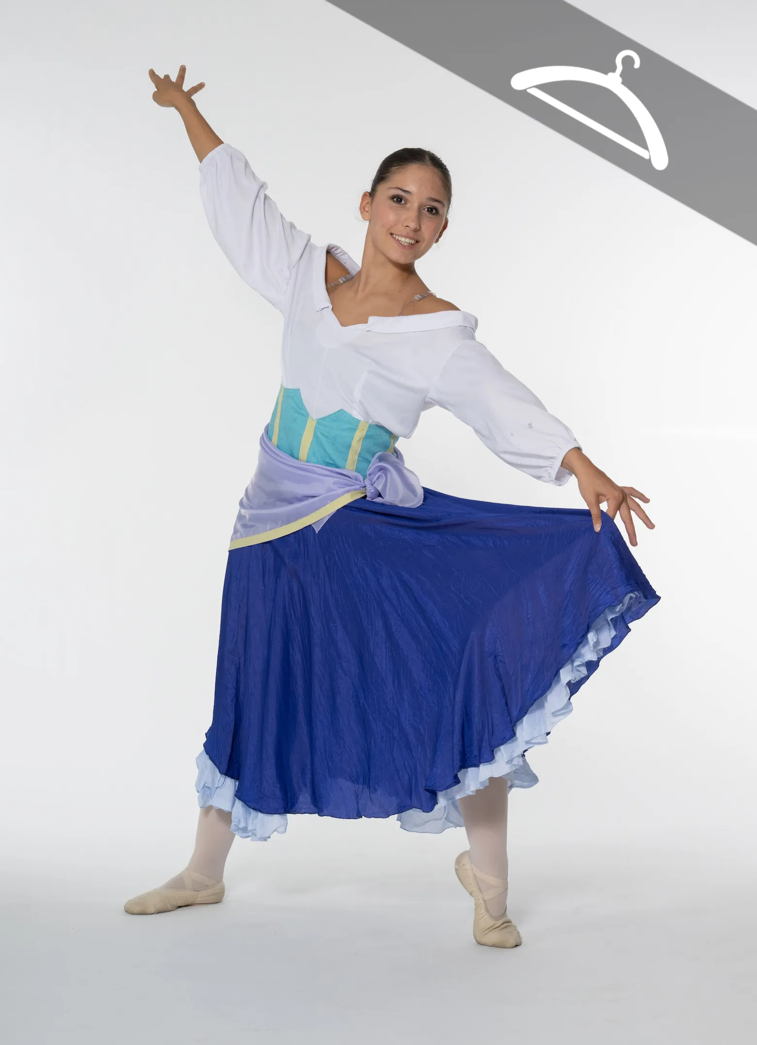 Robe inspiration « Esmeralda » - Essayage