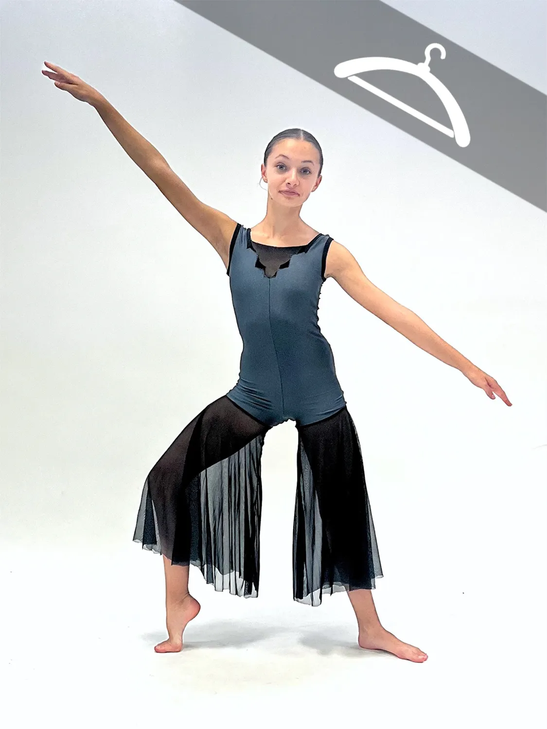 Combinaison Grise Anthracite et Bas en Voile - Essayage