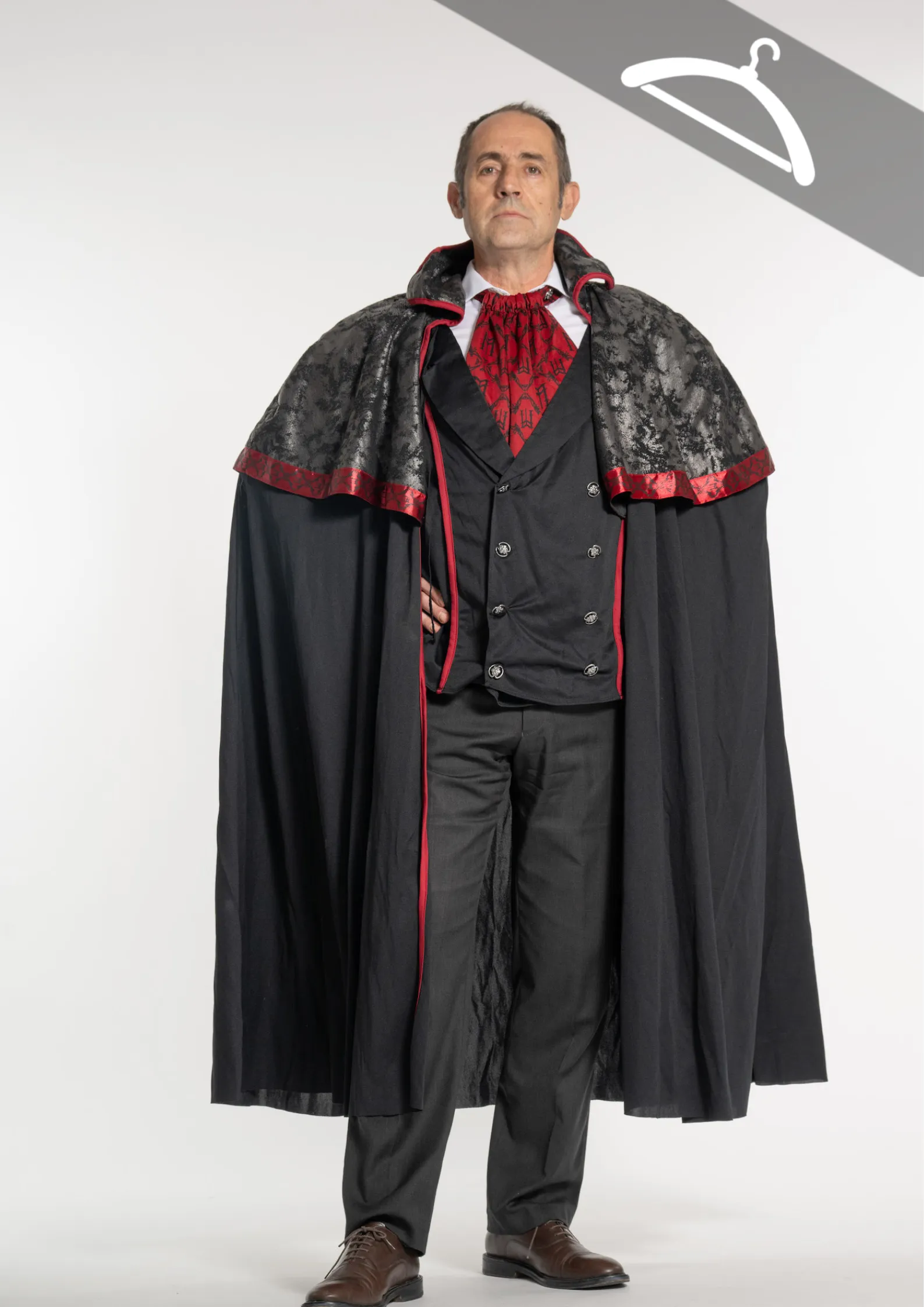 Costume Vampire 1 / Jack L'Eventreur - Essayage