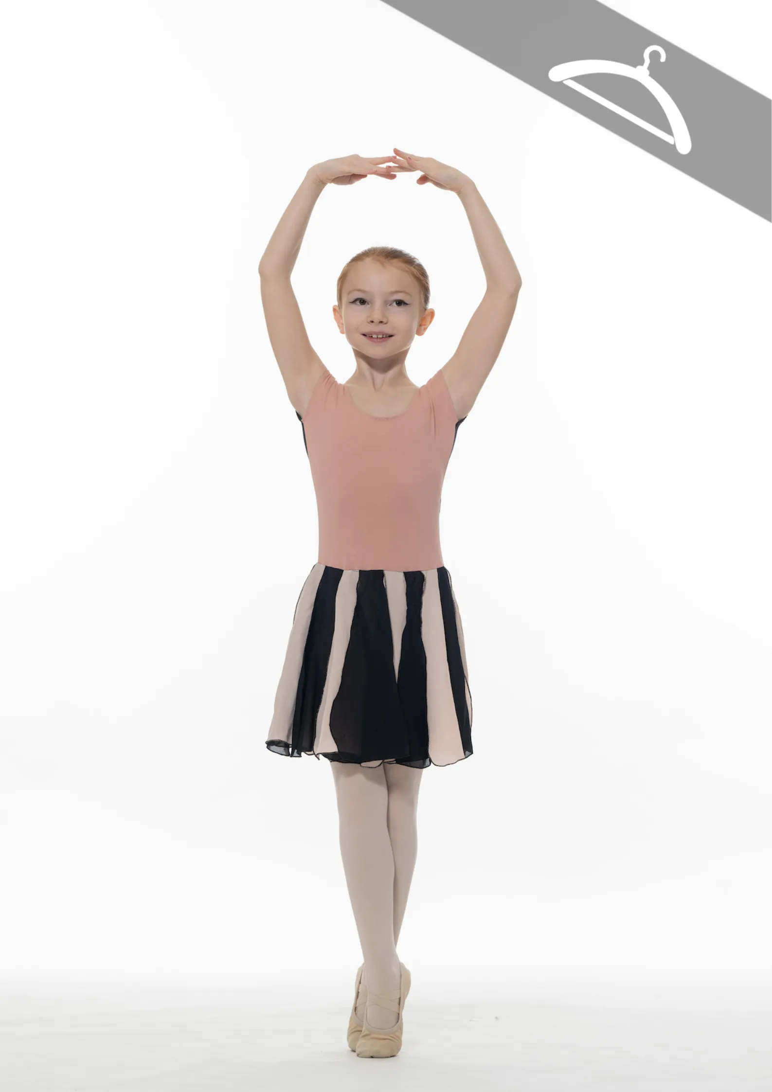 Robe haut lycra rose et jupe rayée réf : C135 - Essayage