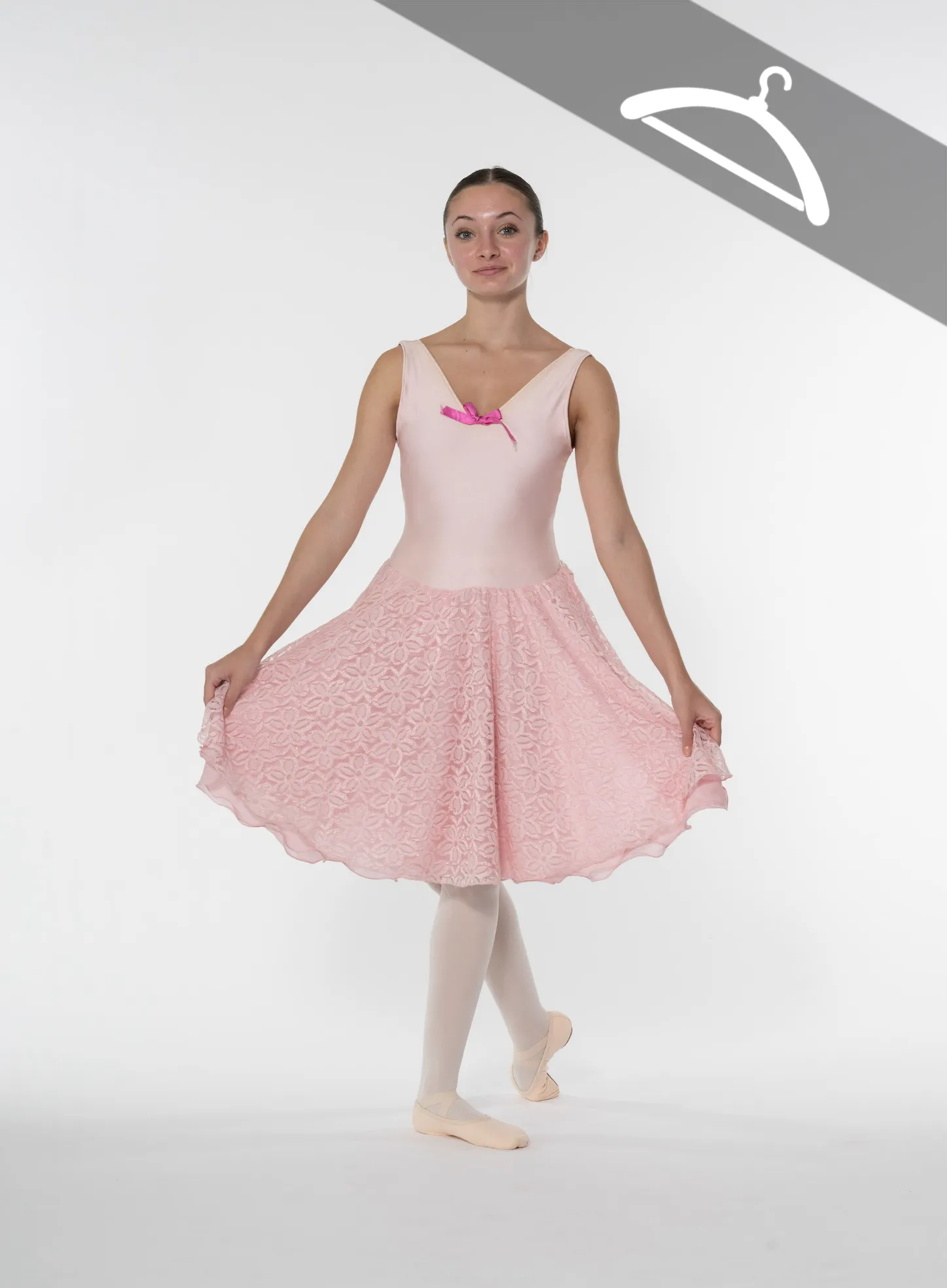 Robe Rose Dentelle - Essayage