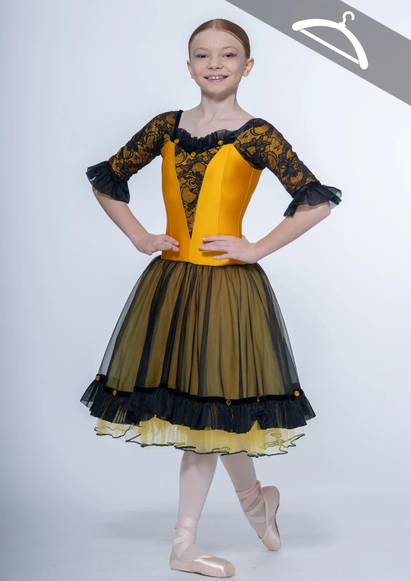 Tutu jaune dentelle et voile noir réf : PORT - Essayage