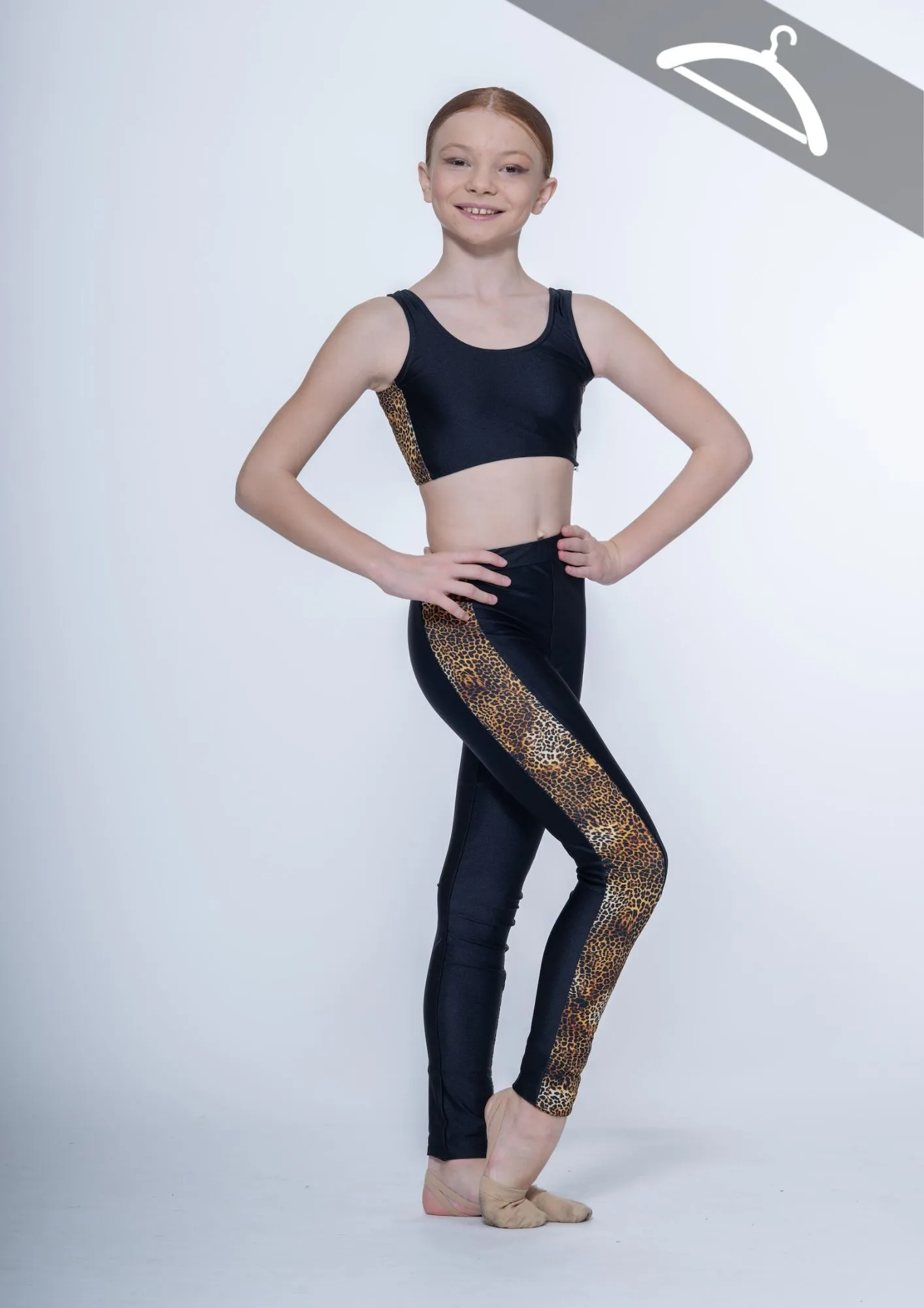 Ensemble brassière et legging noir/léopard réf : PORT32 - Essayage