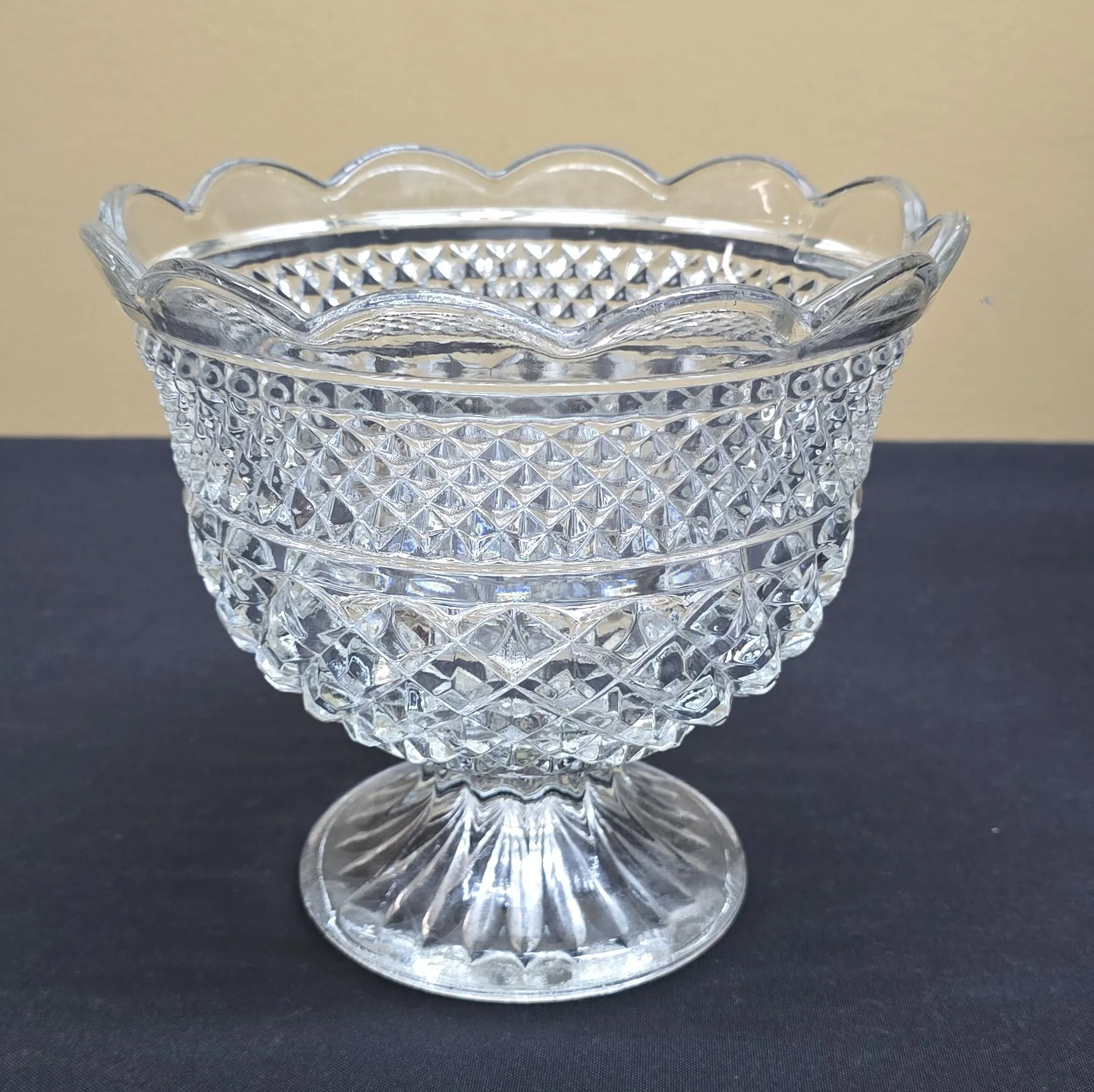 Clear Glass Bowl 8 inch