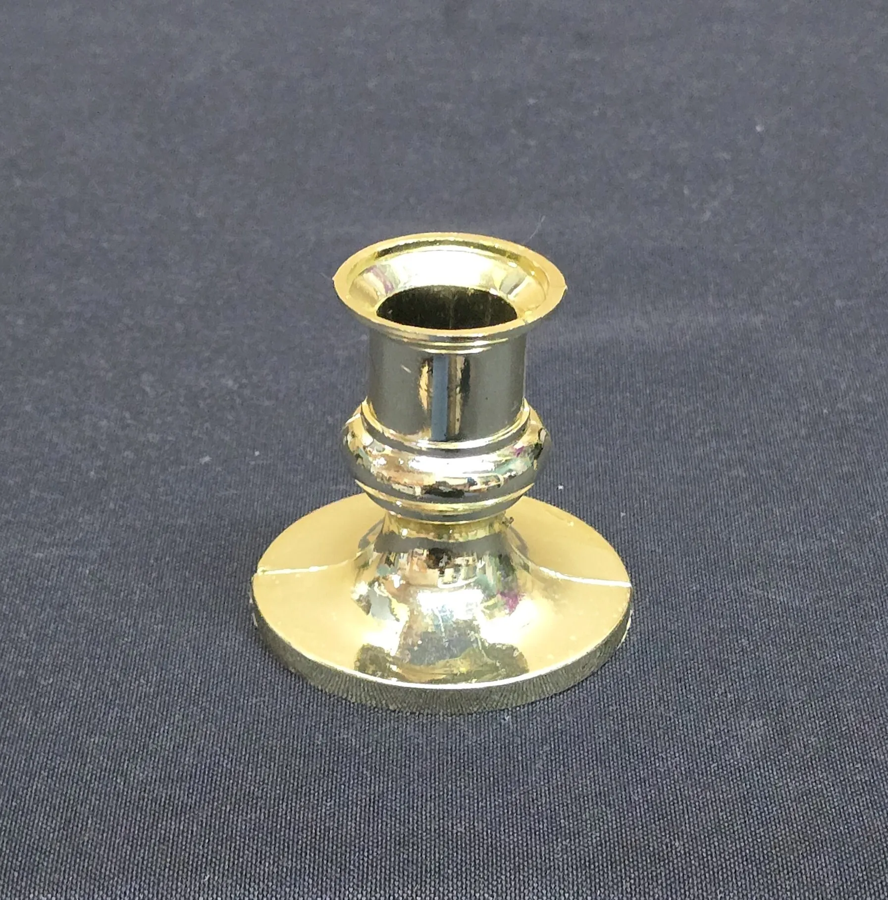 Gold Plastic Holder 2.5 inch