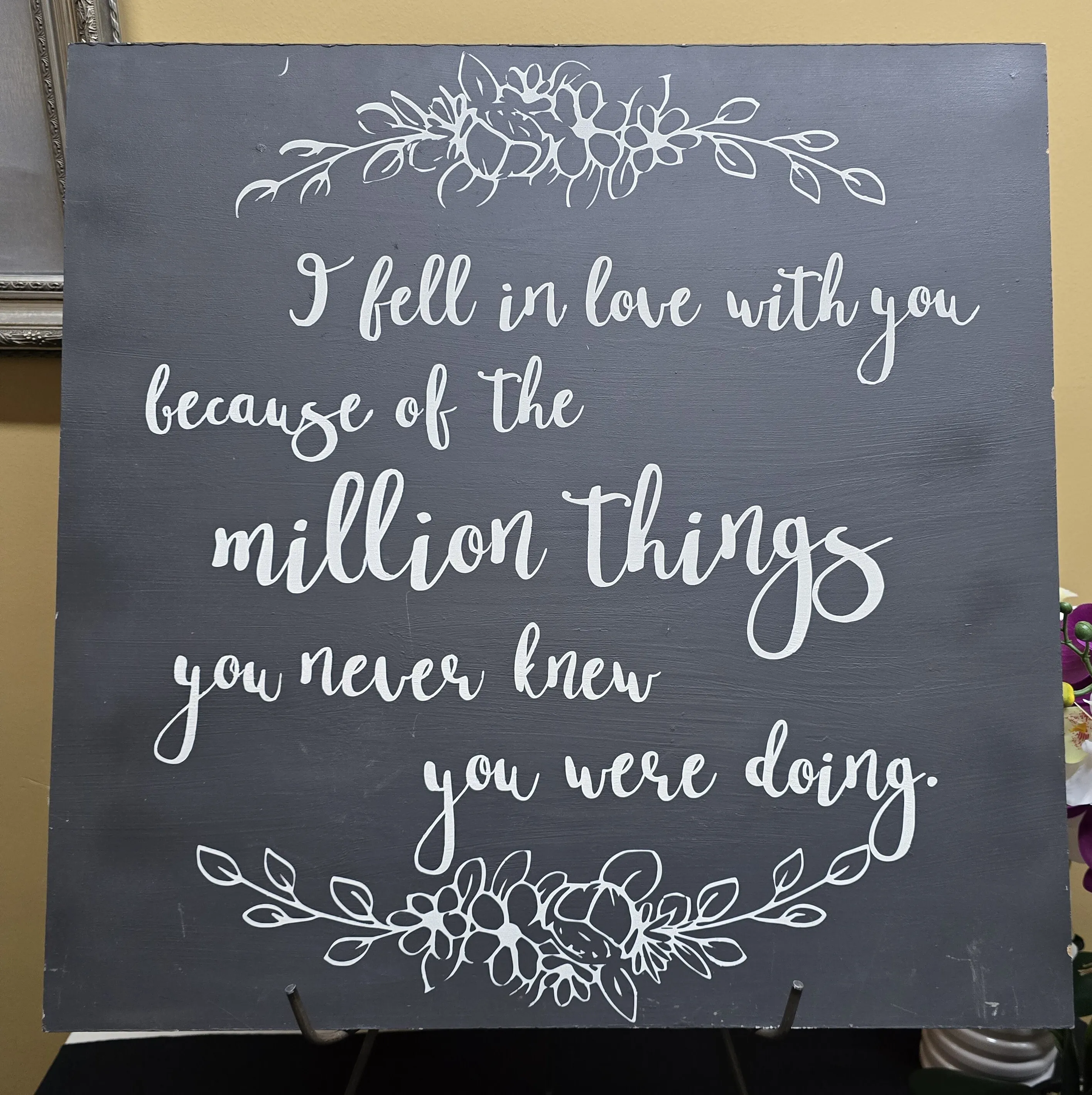 I Fell in love Sign 24 inch