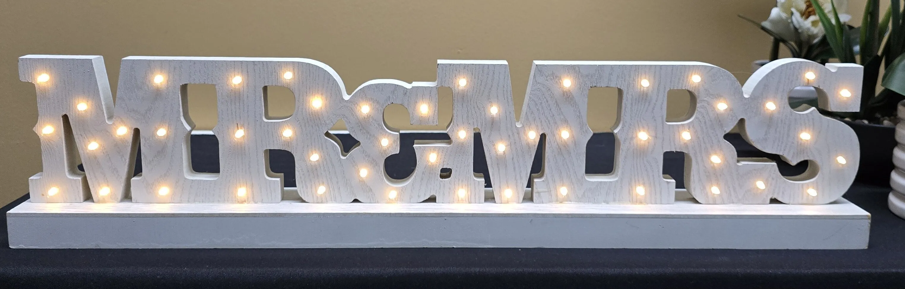 White Wood Mr & Mrs Sign 28 x 6 inch