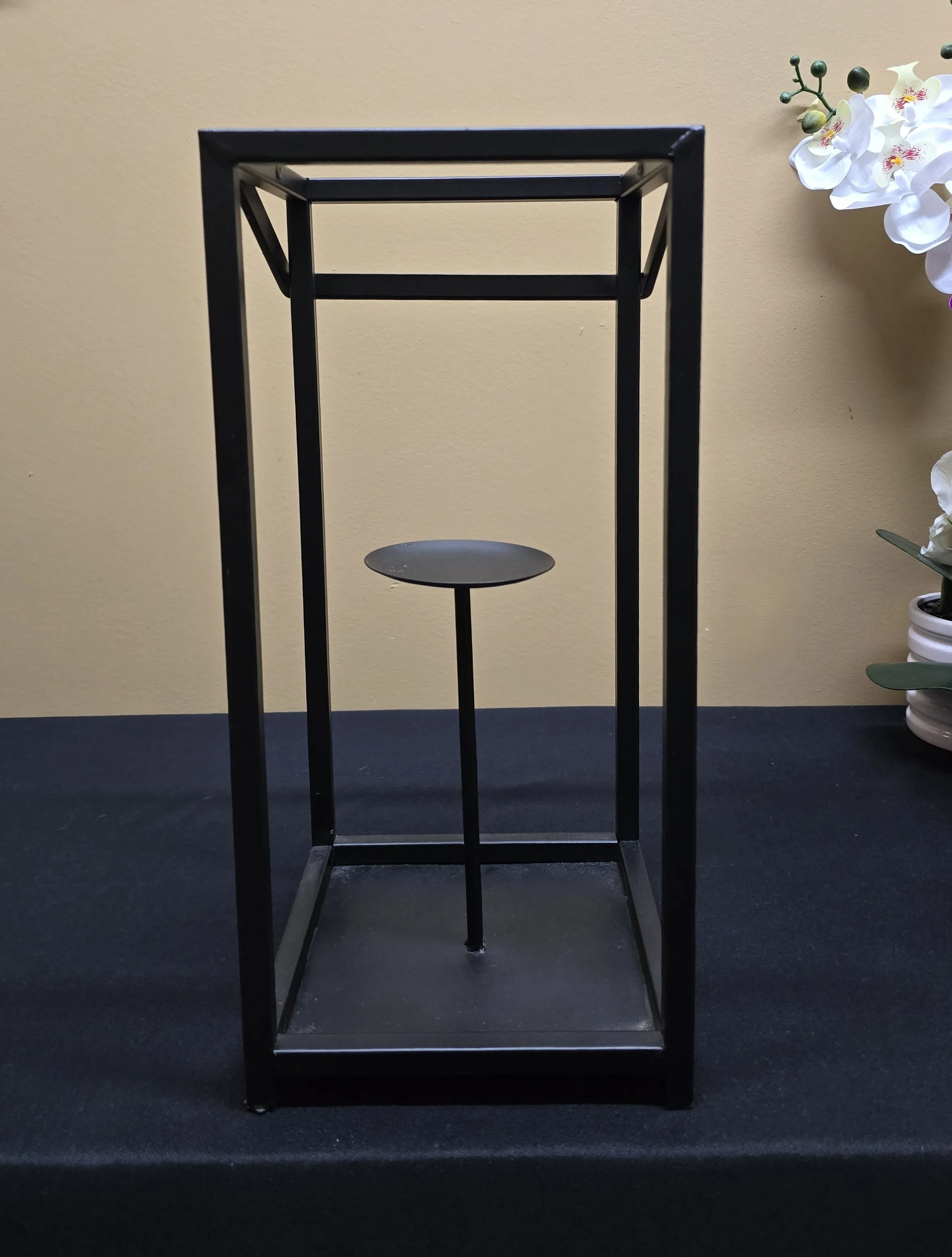 Black Lantern 8 x 17 inch