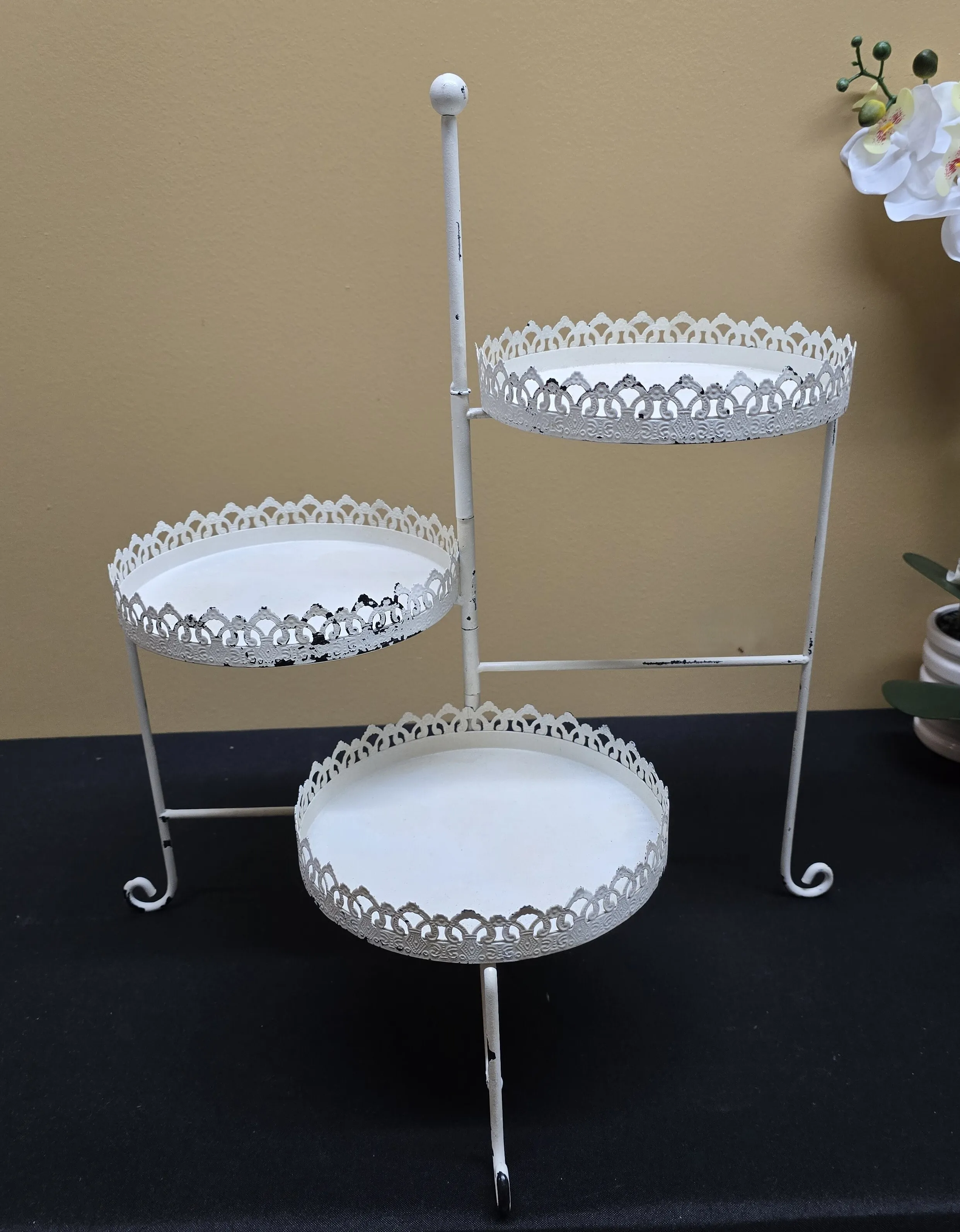 3 Tier Stand 17 x 15 inch