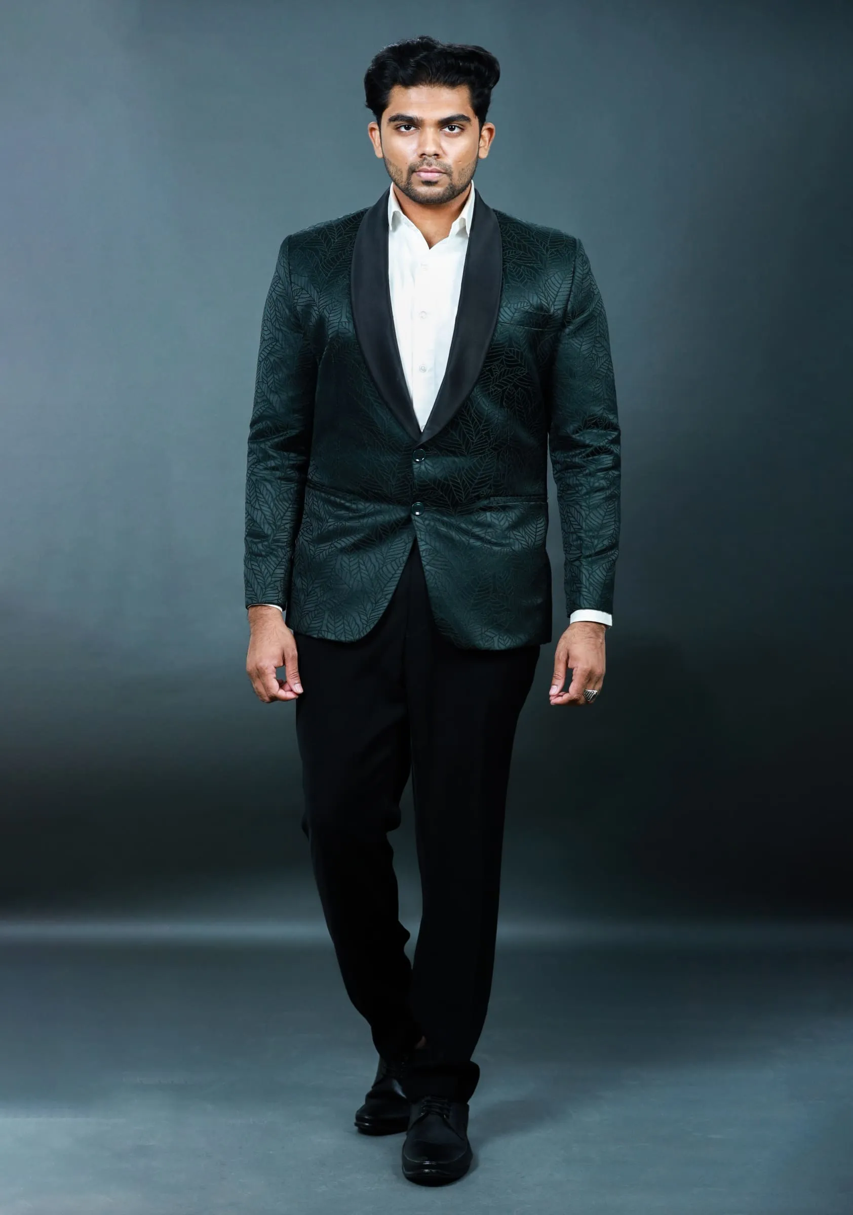 Green Leaf Jacquard Tuxedo