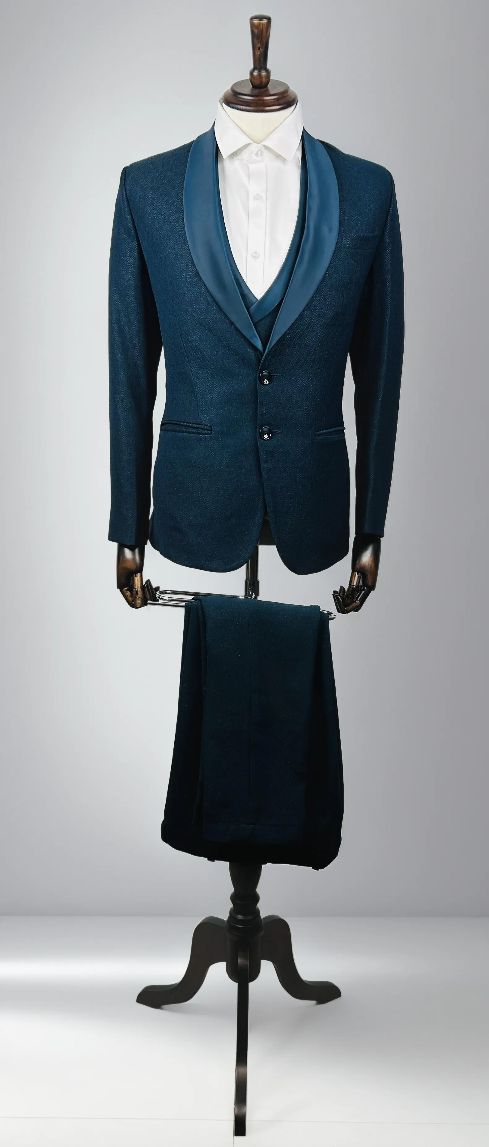 Peacock Green Shimmer Tuxedo