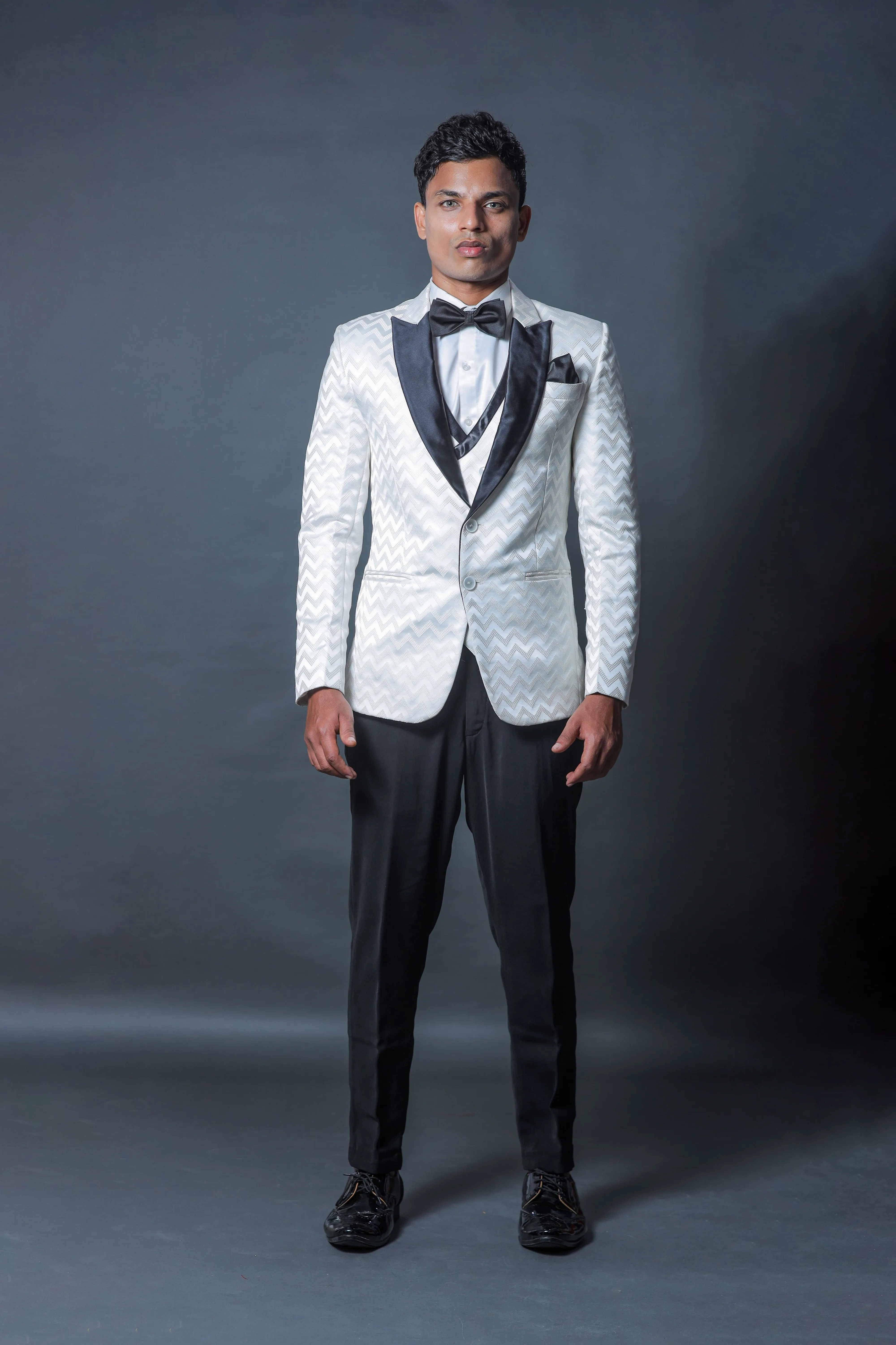 White Arrow Pattern 3 Piece Tuxedo