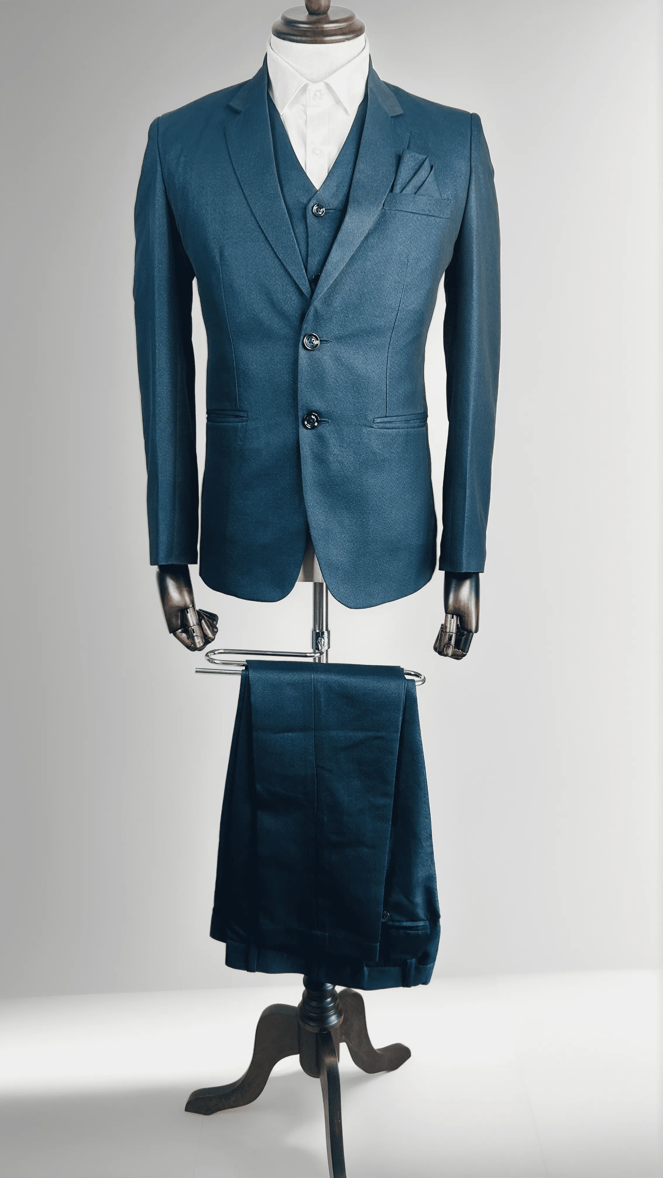 Peacock Blue Shimmer 3 Piece Suit 