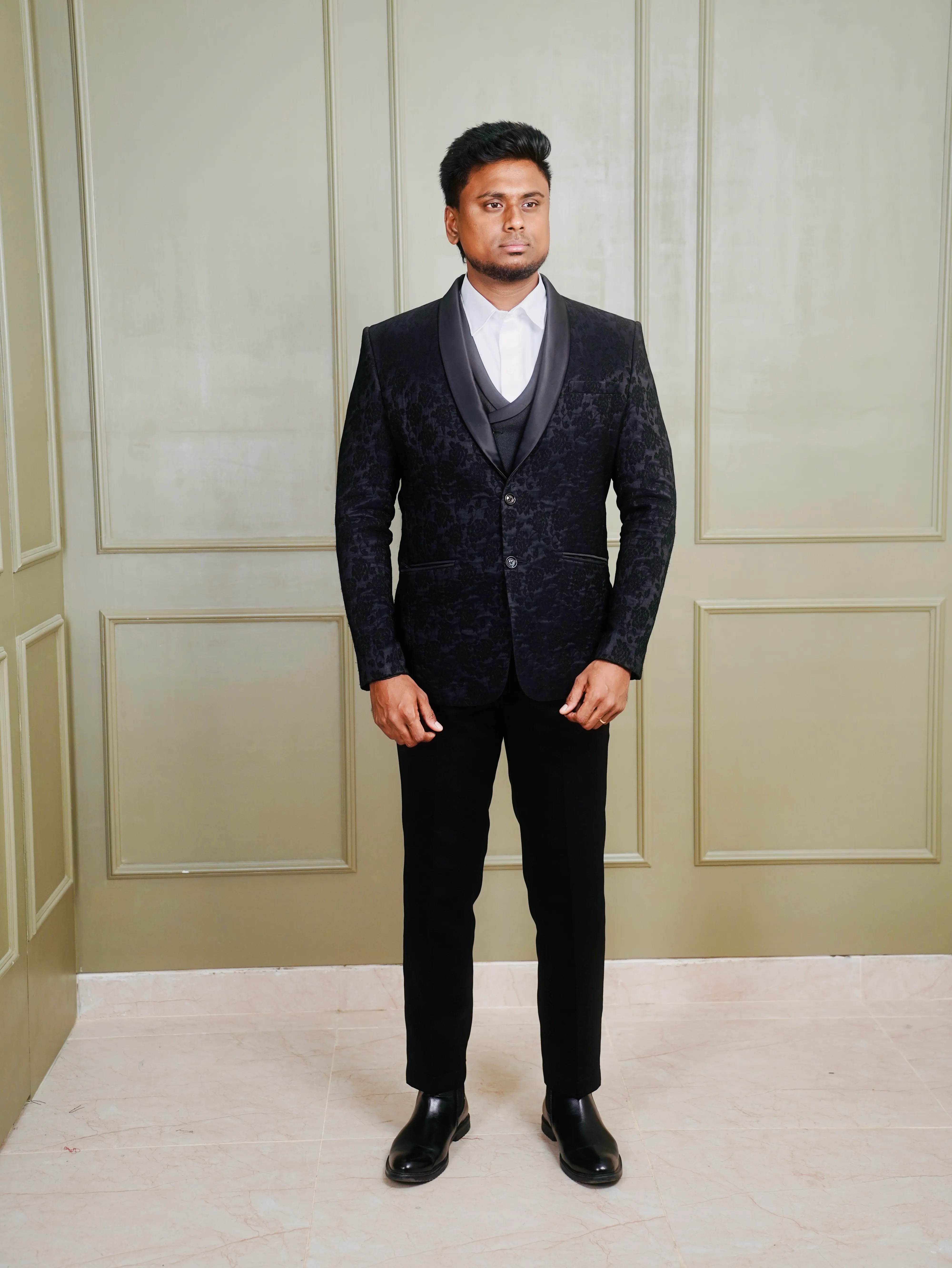Black Floral Printed Tuxedo
