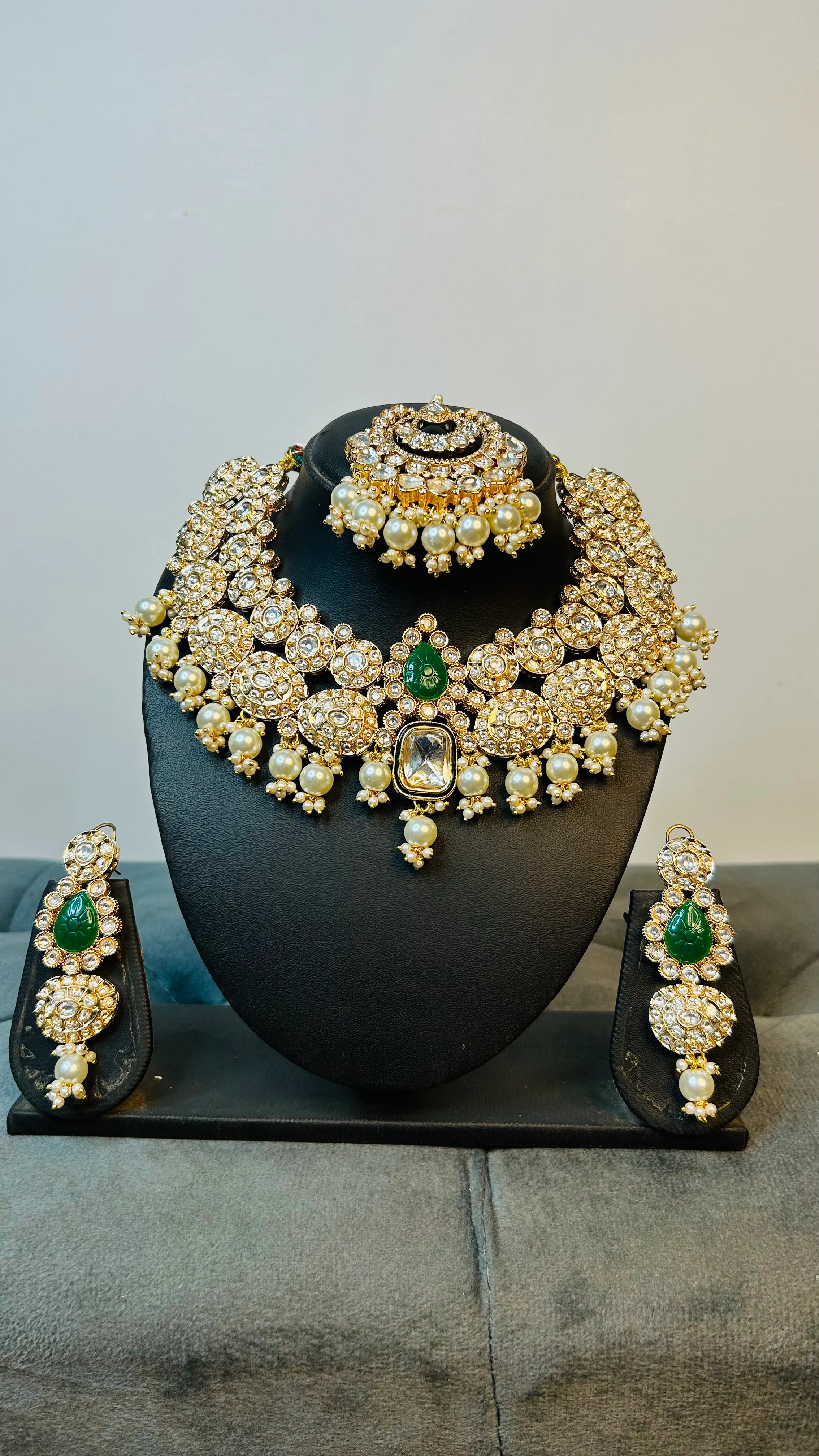 Kundan Keshri Bridal Necklace Set - K0008