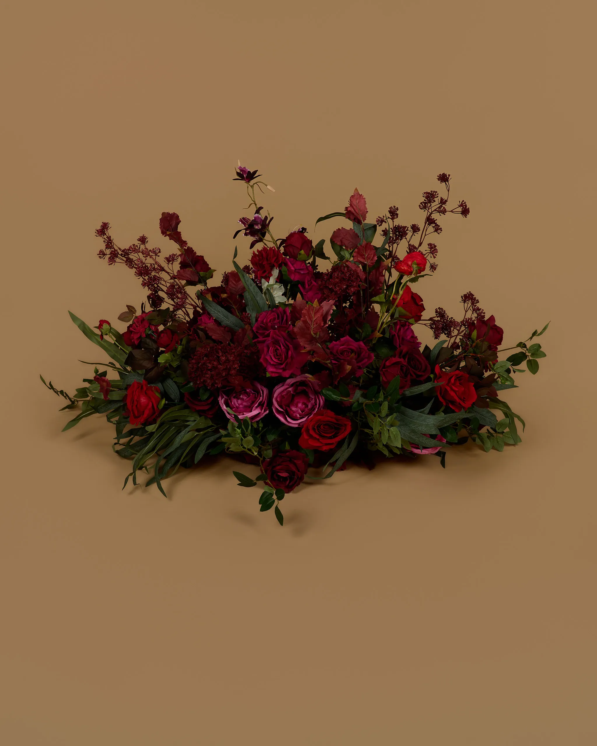 Květiny růže rudé se zelení - velké