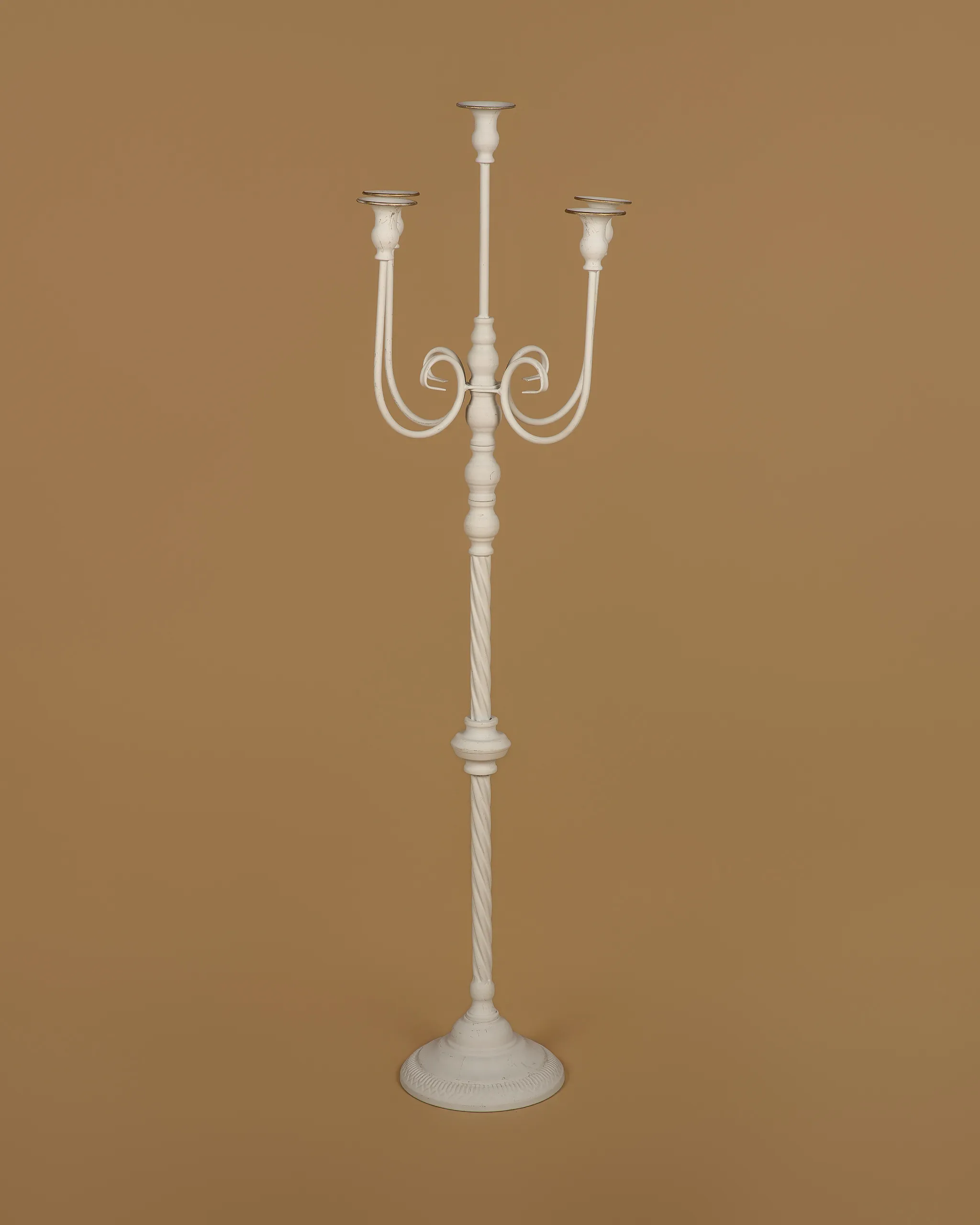 Vysoký svícen bílý