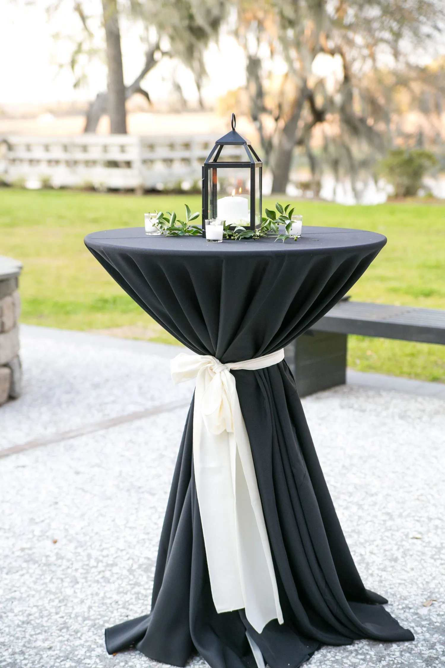 136" Round Black Polyester Tablecloth