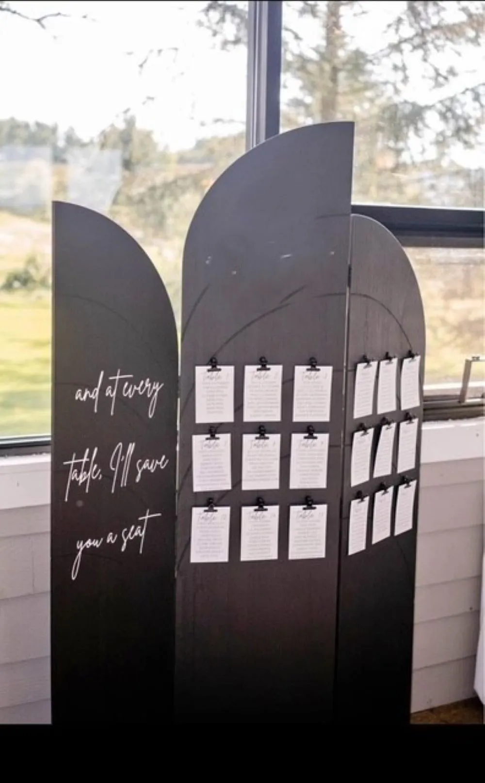 Black Tri-fold Seating Chart