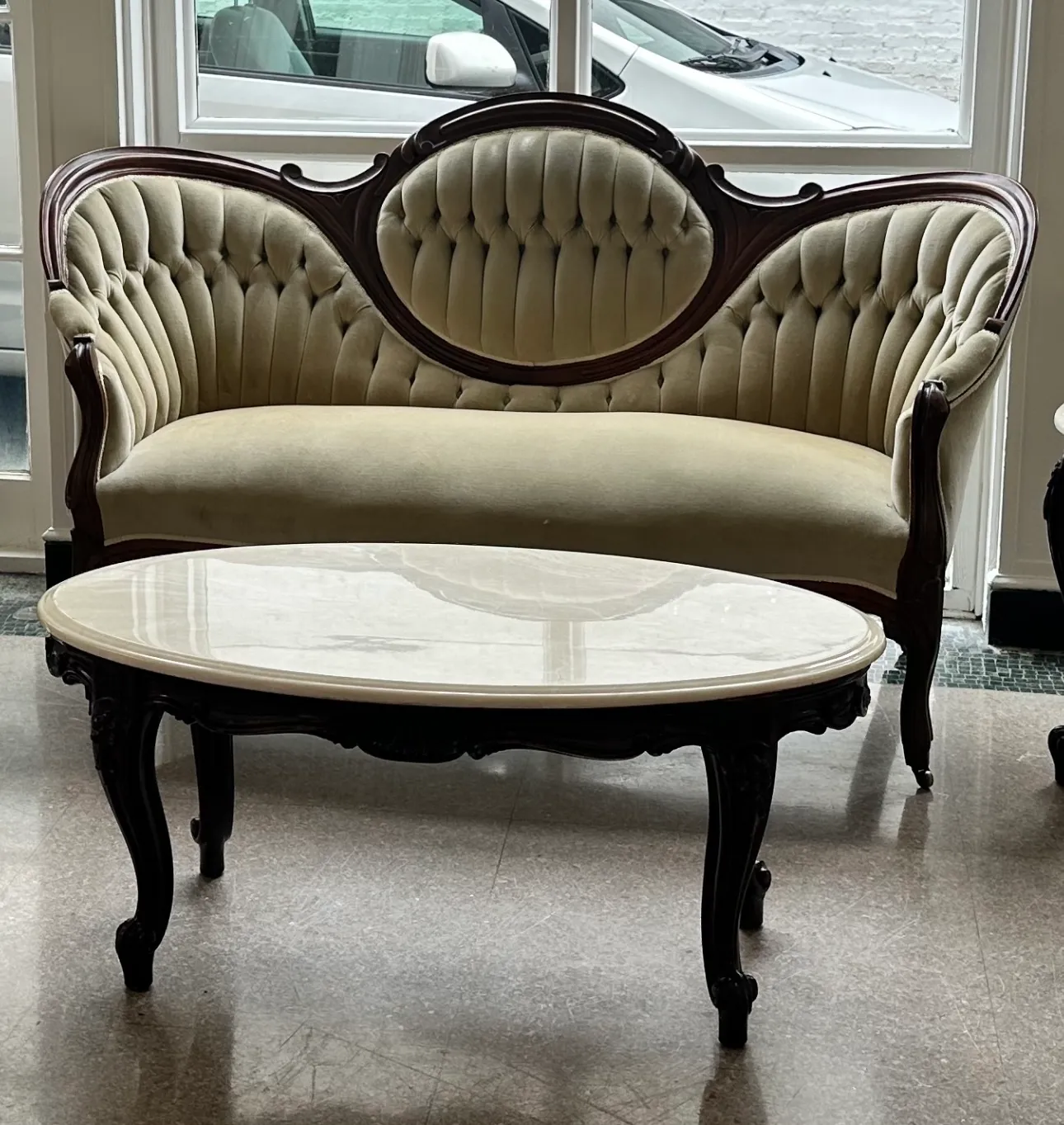 Loveseat- Lilly-light tan