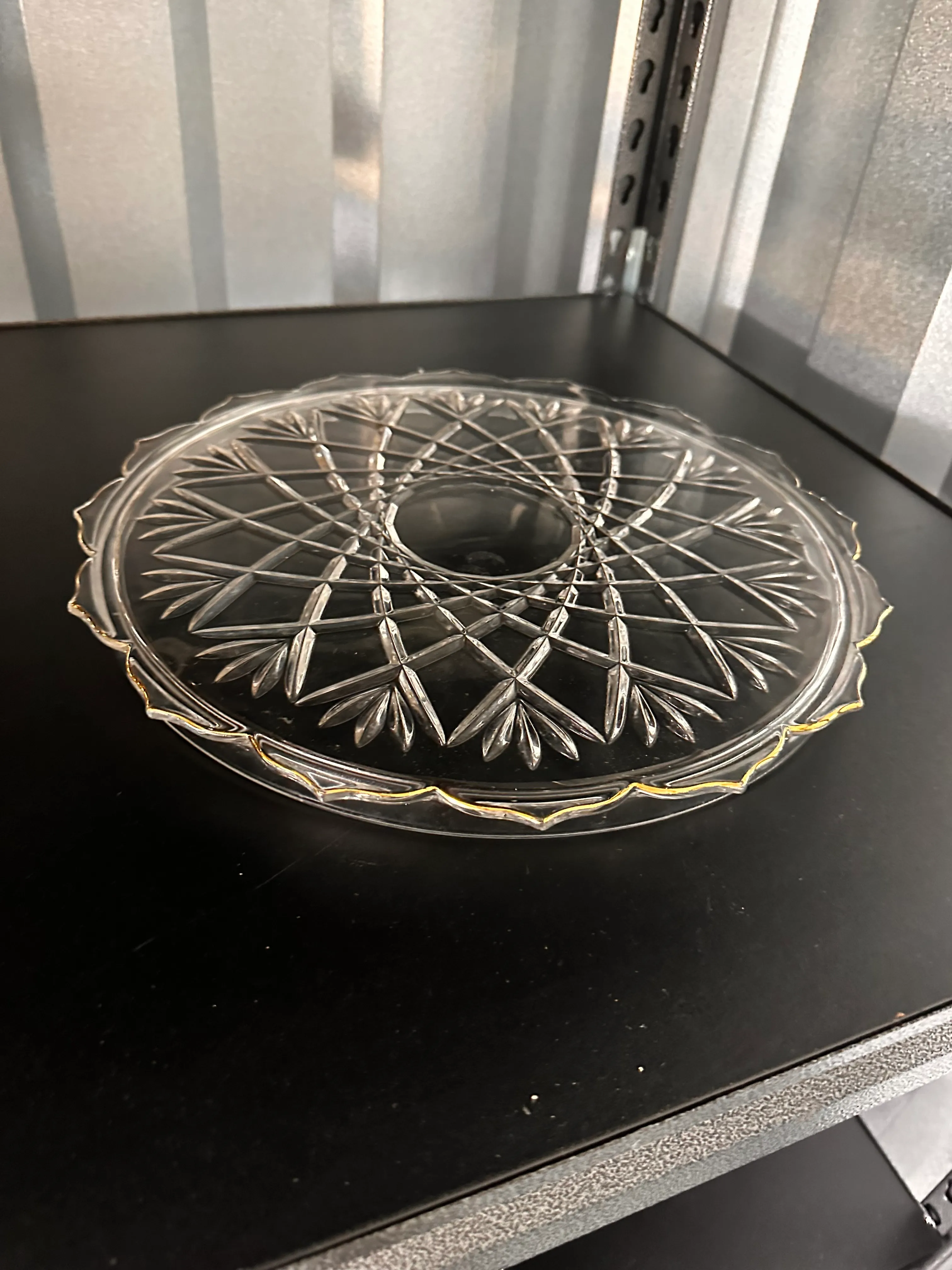 Cake plate-clear glass with gold edge