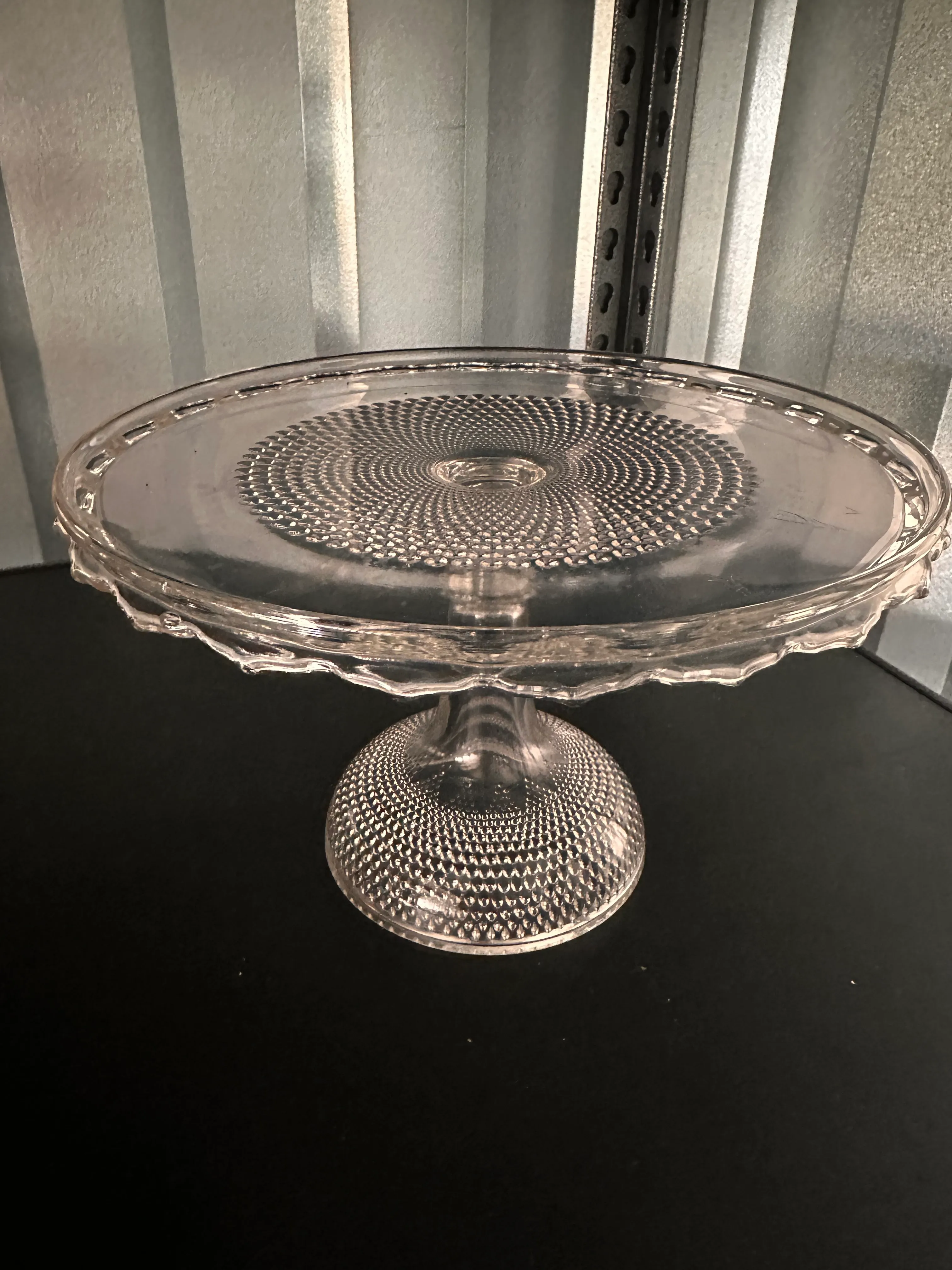 Cake stand-clear glass reverse scallop edge