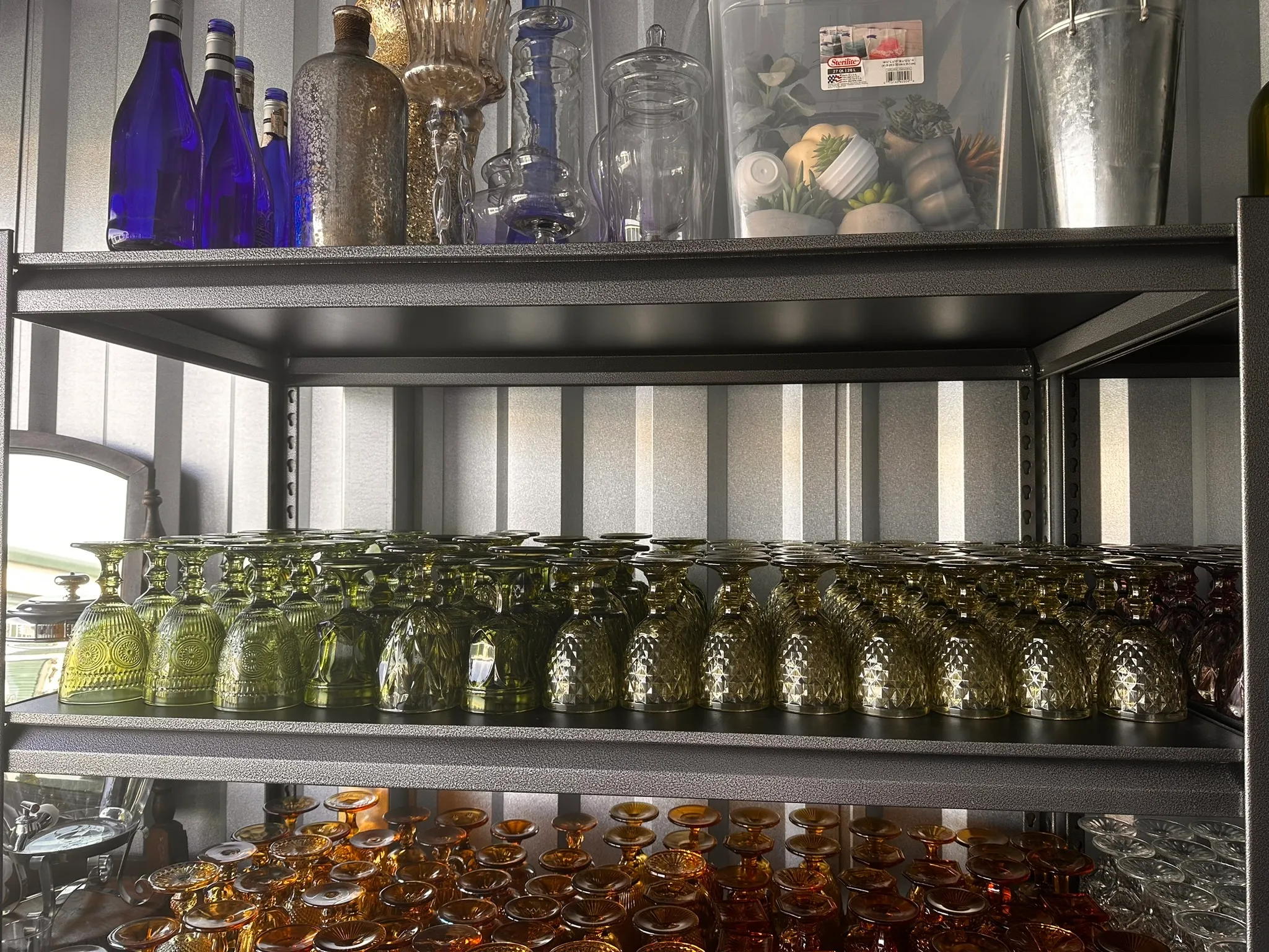 Goblet-Green Vintage Style