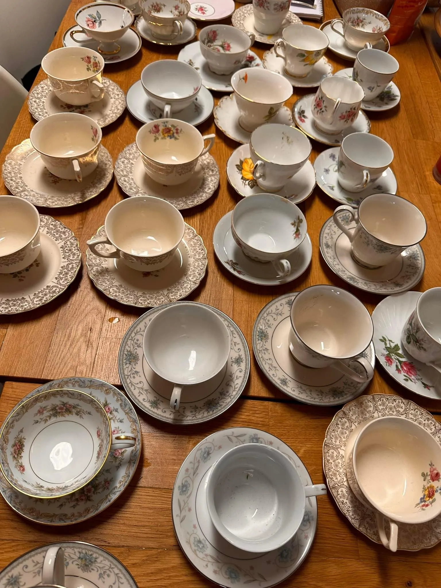 TEA CUP SET
