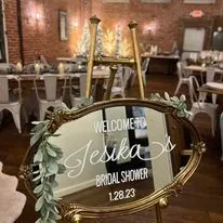 Mirror Gold Oval Ornate