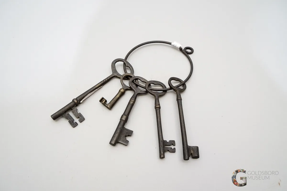 Antique Ring of Keys