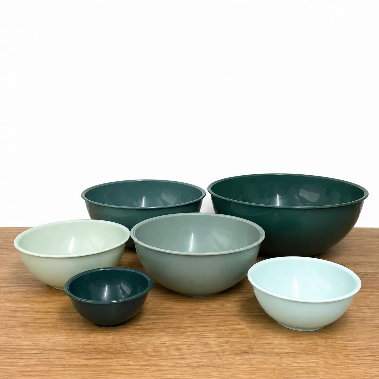 Plastic Mixing Bowls - Set of 6