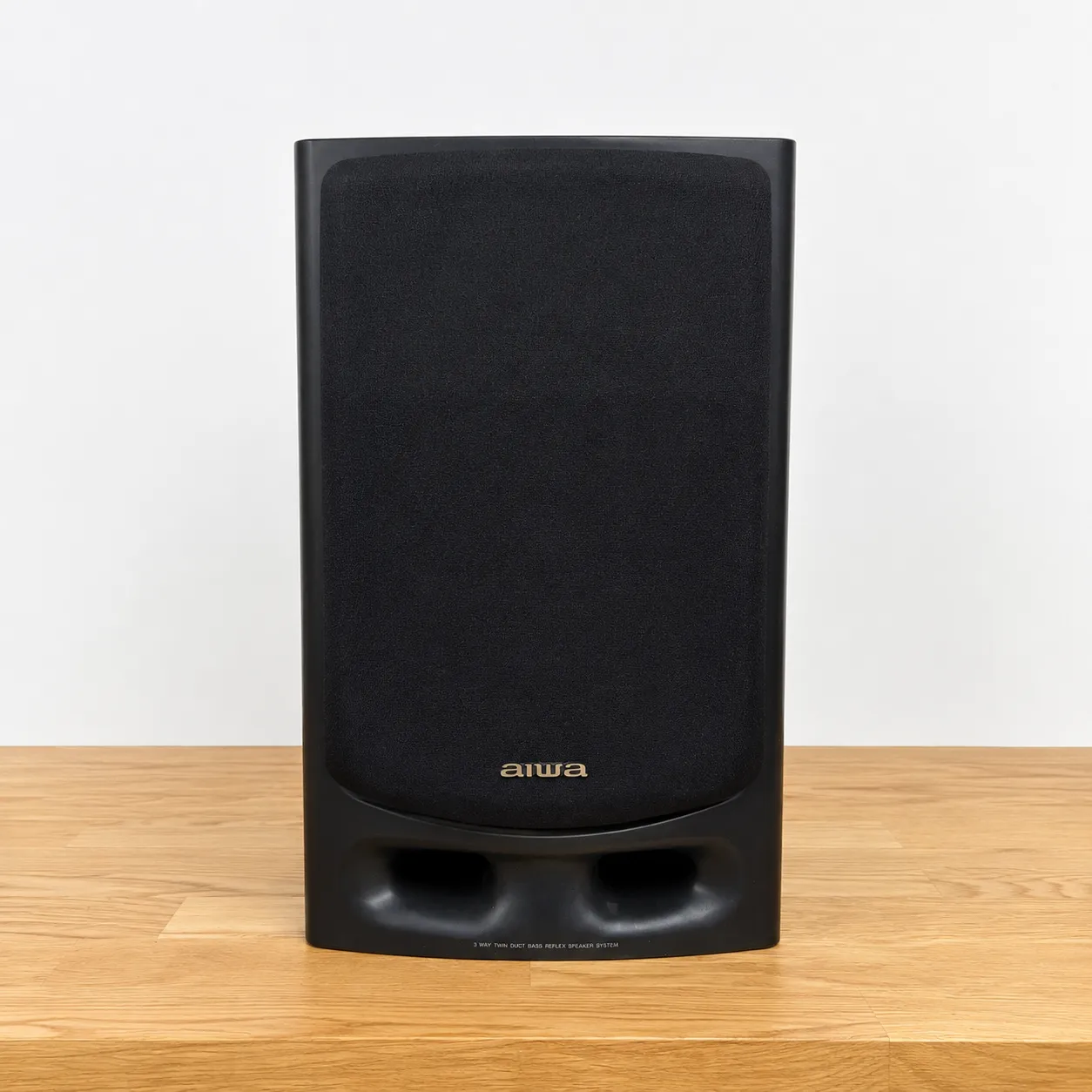 Aiwa Bookshelf Speaker