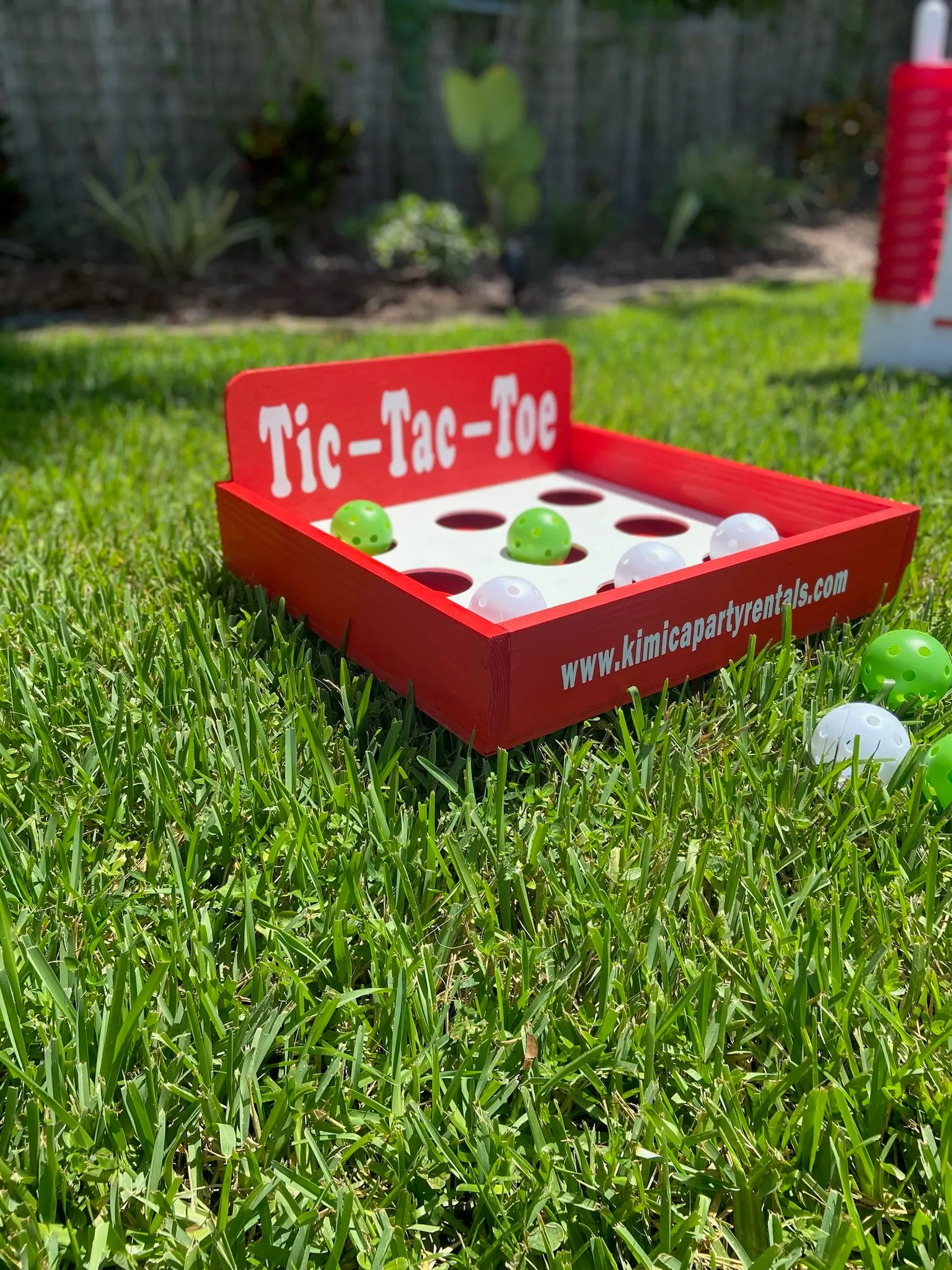 Tic Tac Toe ball throw