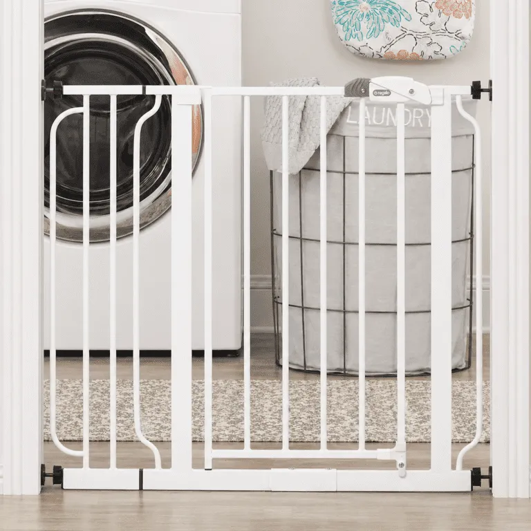 BABY SAFEtY GATE WITH EXTENDER EXTRA WIDE
