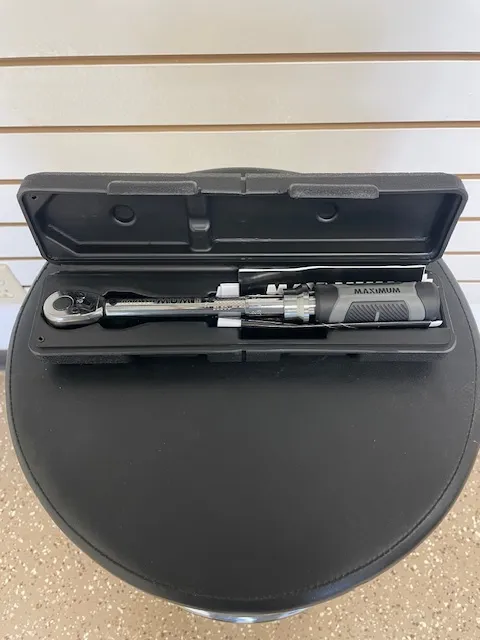 1/4-in Drive Torque Wrench, 40-200 in-lbs