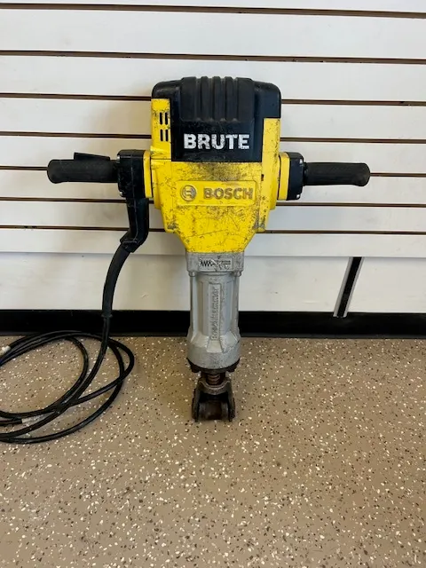 Bosch 120V Corded 1 1/8-inch Concrete Brute Breaker Demolition Hammer with Vibration Control